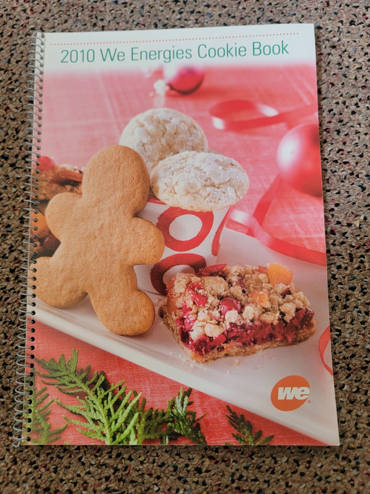 Lot Of 10 WE Energies Christmas Cook Books
