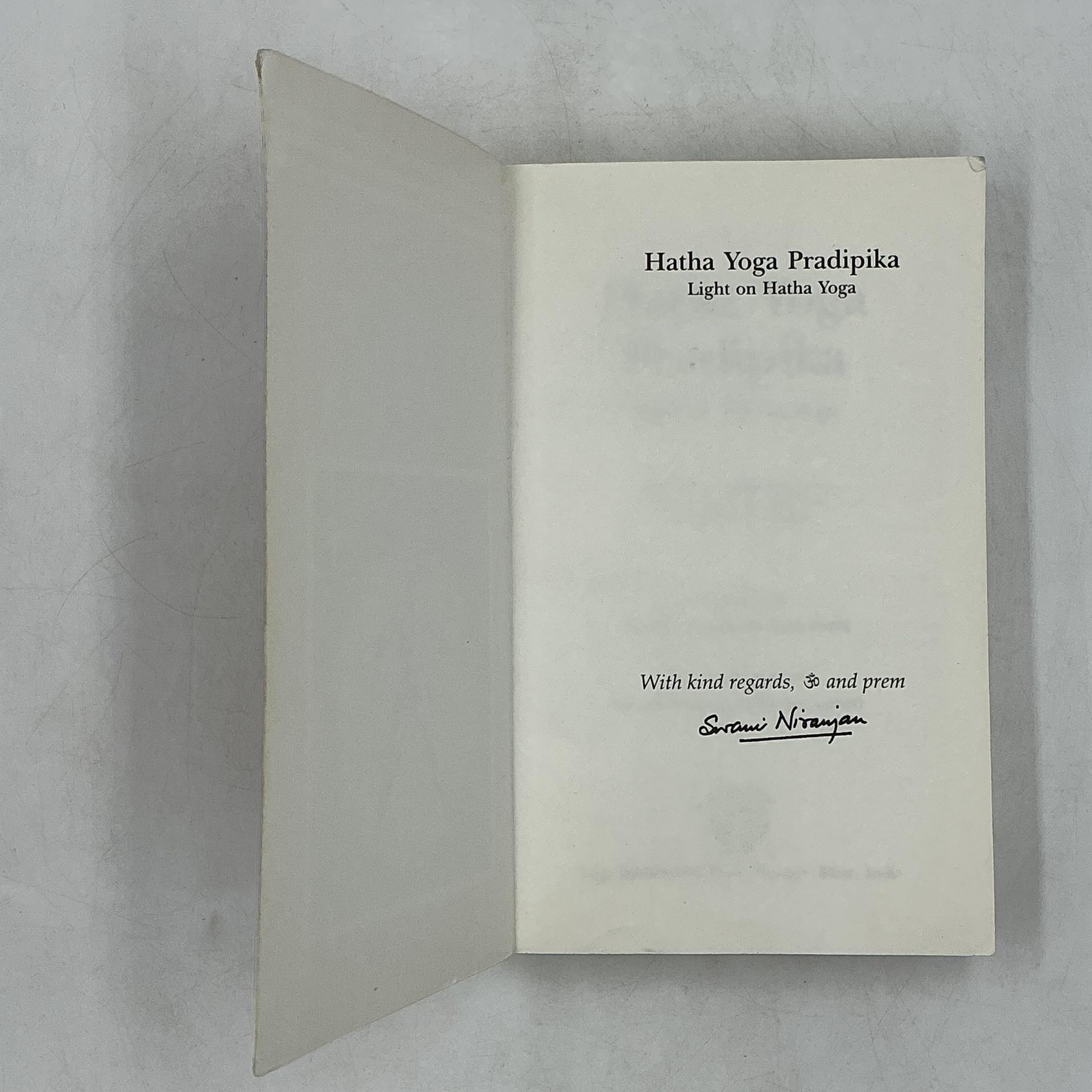 Hatha Yoga Pradipika Swami Muktibodhananda Paperback Yoga Publications Trust Red