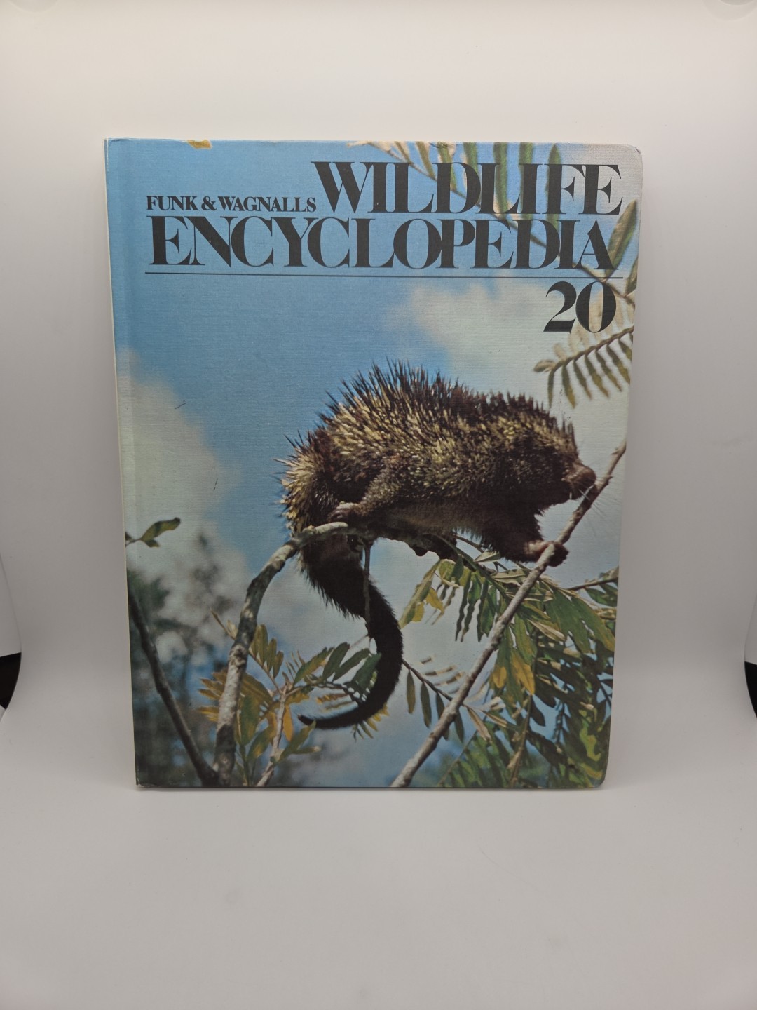 Vintage Funk and & Wagnalls Wildlife Encyclopedia Volume 20 Hardcover 1974