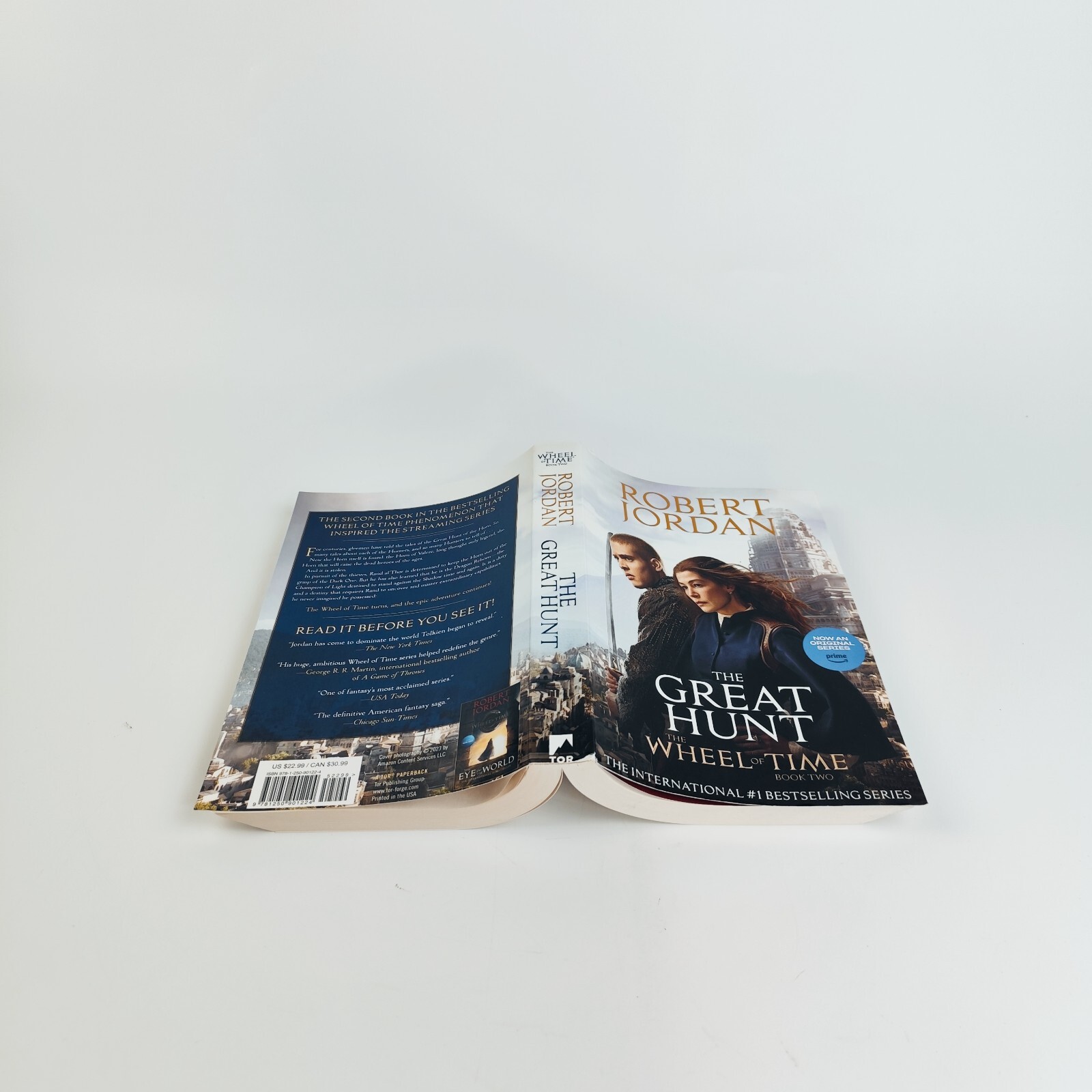 The Great Hunt (Wheel Of Time 2) Paperback By Robert Jordan 672 Pages