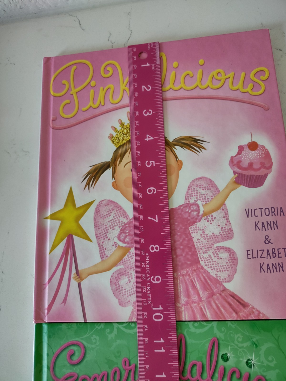 Pinkalicious Book Lot Set 4 Hardcover By Victoria Kann Purplicious Goldilicious
