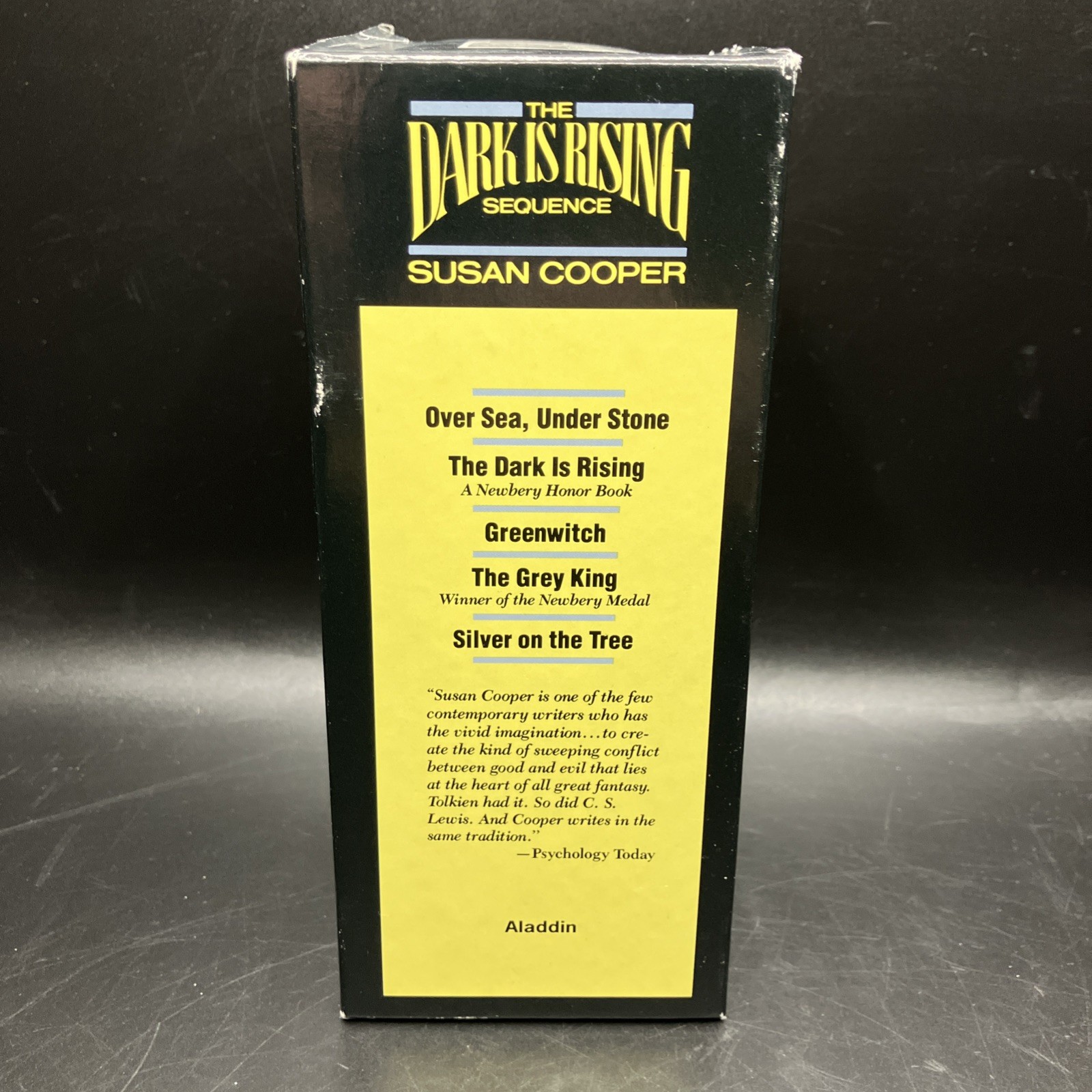 1986 Collier Books THE DARK IS RISING SEQUENCE 4 Book Box Set Susan Cooper RARE