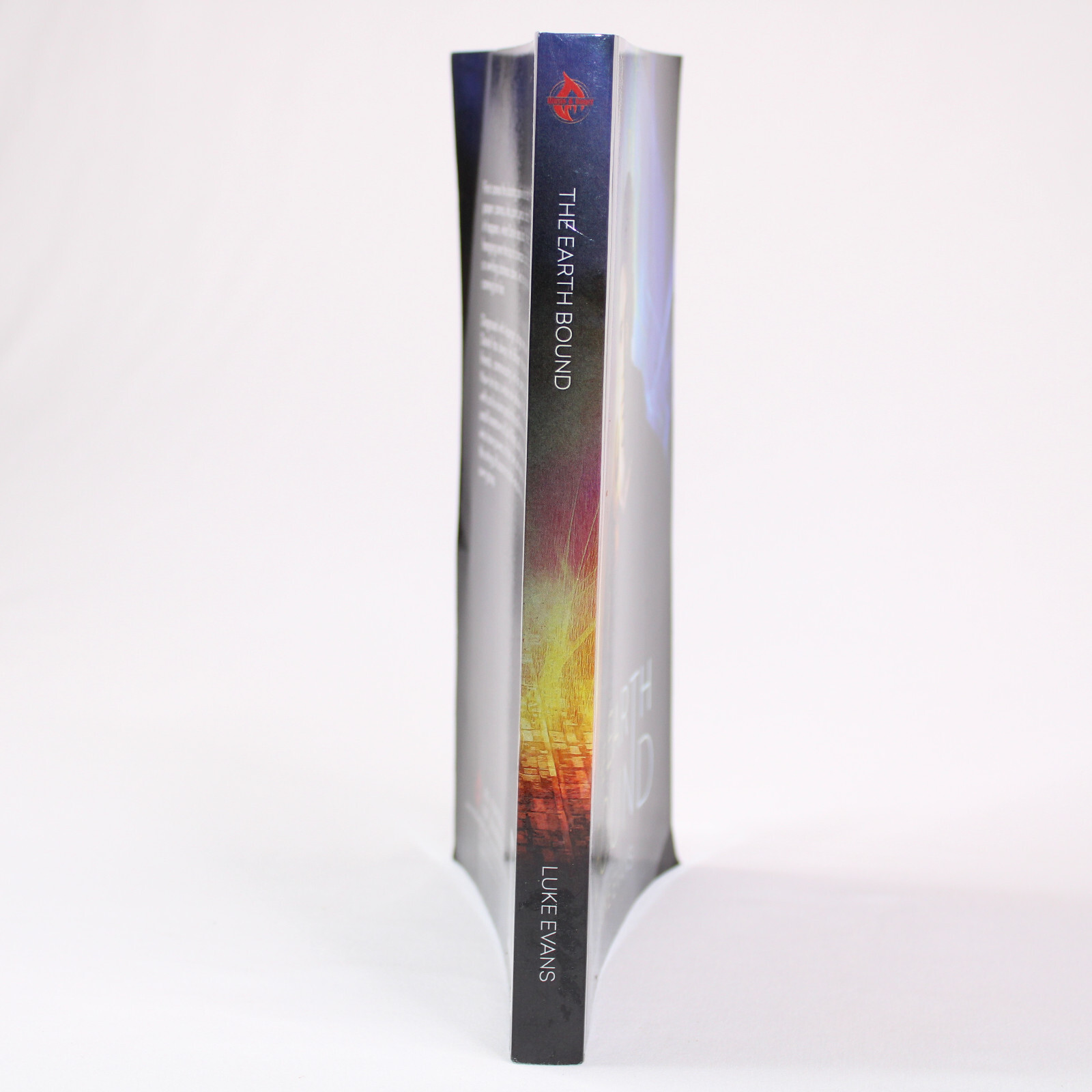 SIGNED THE EARTH BOUND By Luke Evans Paperback Book 1st Edition Good Copy 2015