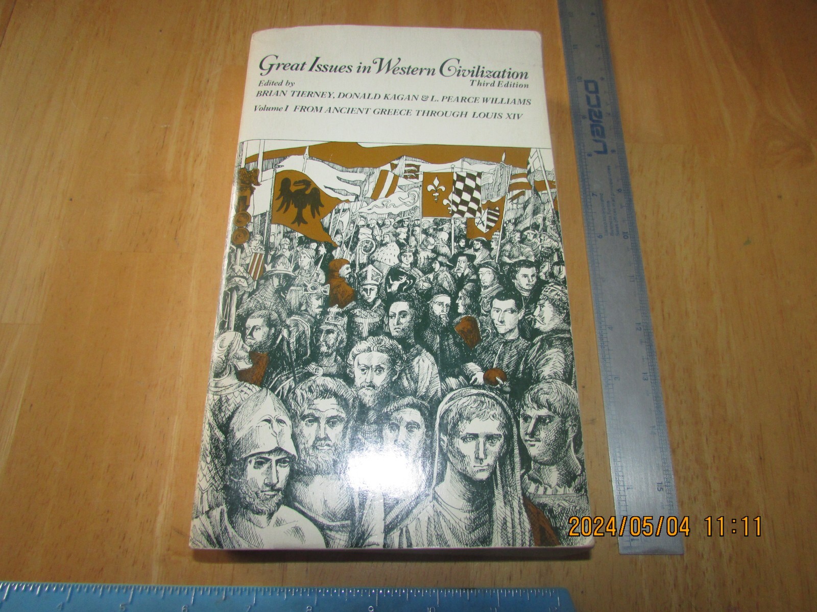 Great Issues in Western Civilization by Donald Kagan, Brian Tierney (1991, Trade