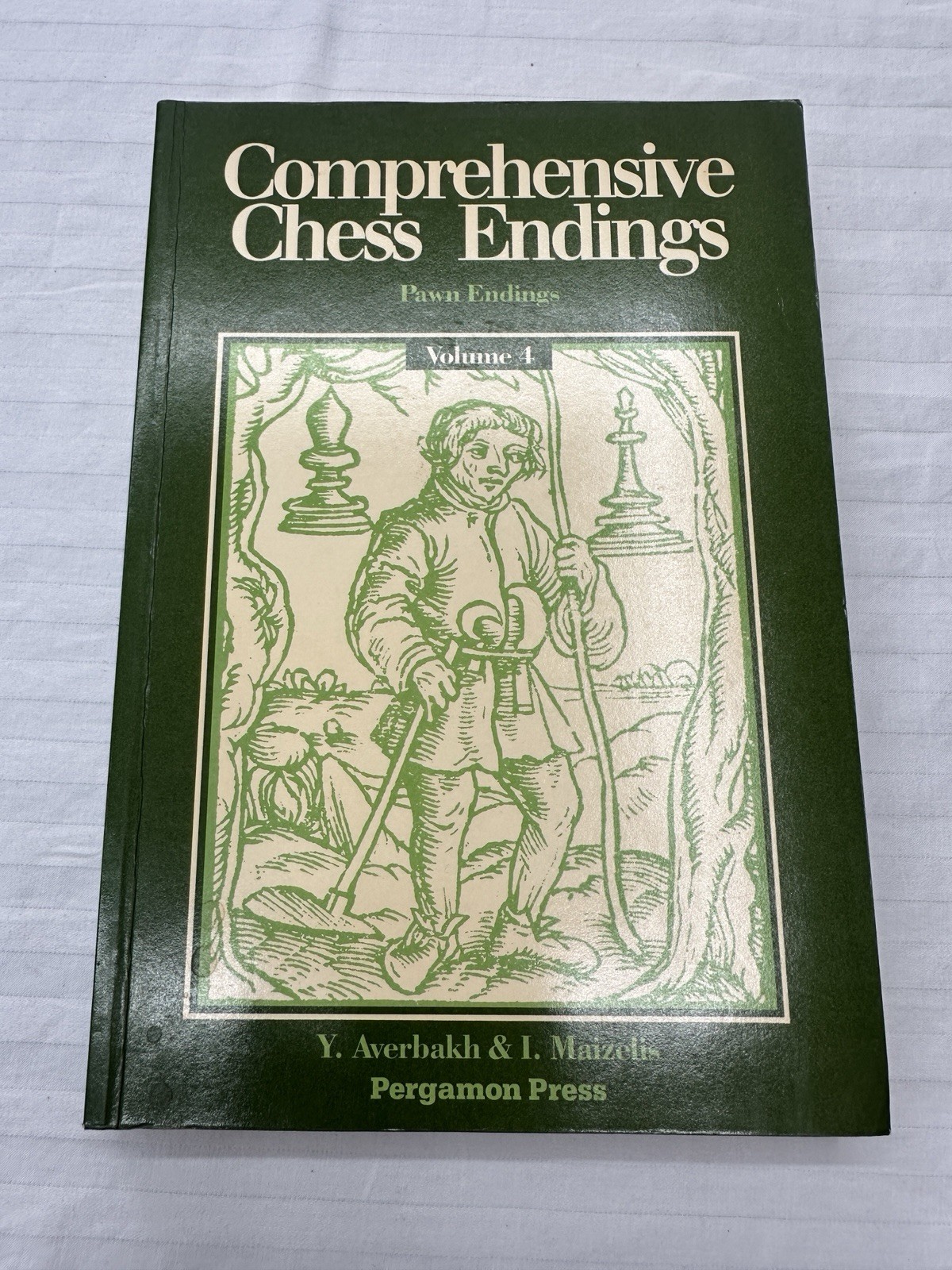 COMPREHENSIVE CHESS ENDINGS, VOL. 4: PAWN ENDINGS By Yuri Averbakh & Ilya