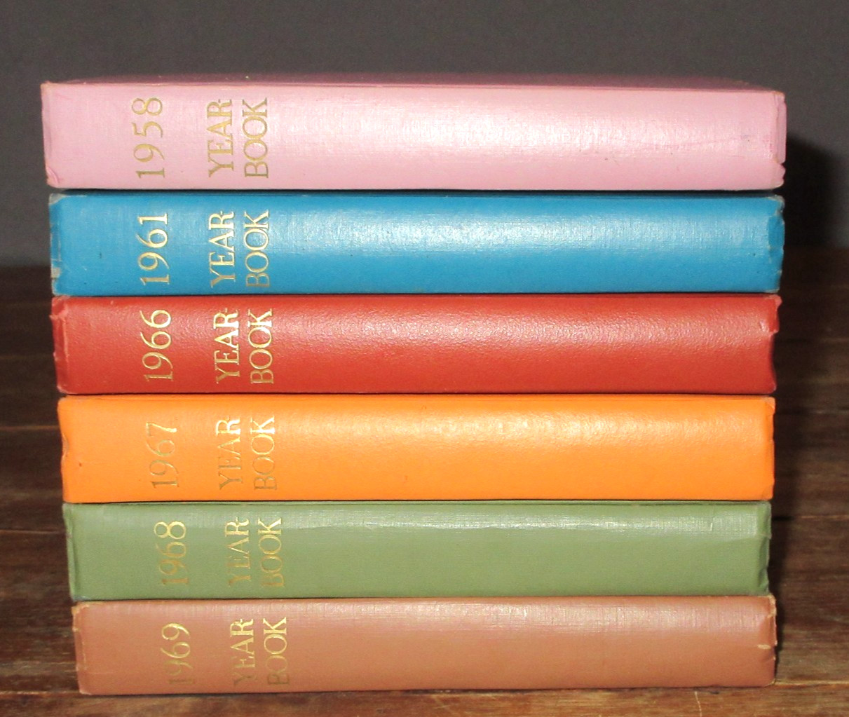 Lot of 6 Yearbook of Jehovah’s Witnesses Watchtower HC Books 1958 1961 1966-69