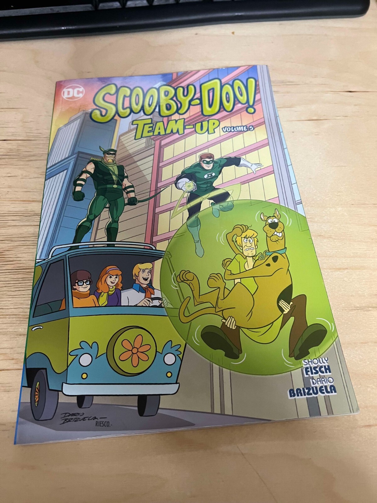 Scooby-Doo! Team-Up 5 Paperback – June 5, 2018 by Sholly Fisch (Author), Dario B