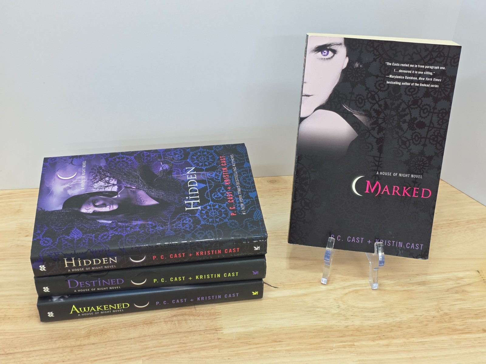 Lot 4 House Of Night Series P.C. Cast & Kristin Cast Vampire Fantasy 3 HC & 1 PB