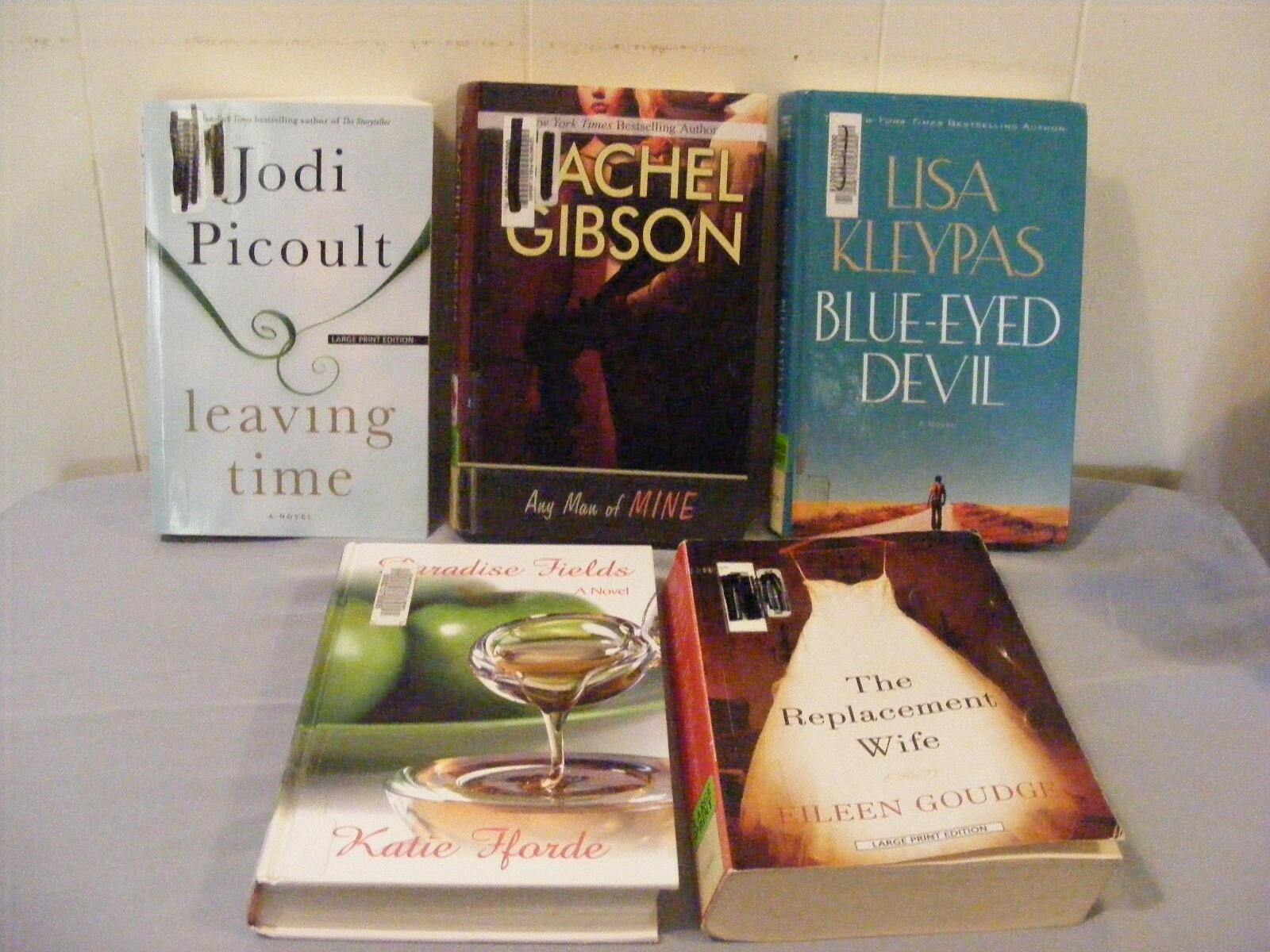 Lot of 5 CONTEMPORARY ROMANCE – LARGE PRINT – Different Authors – HBs FREE SHIP