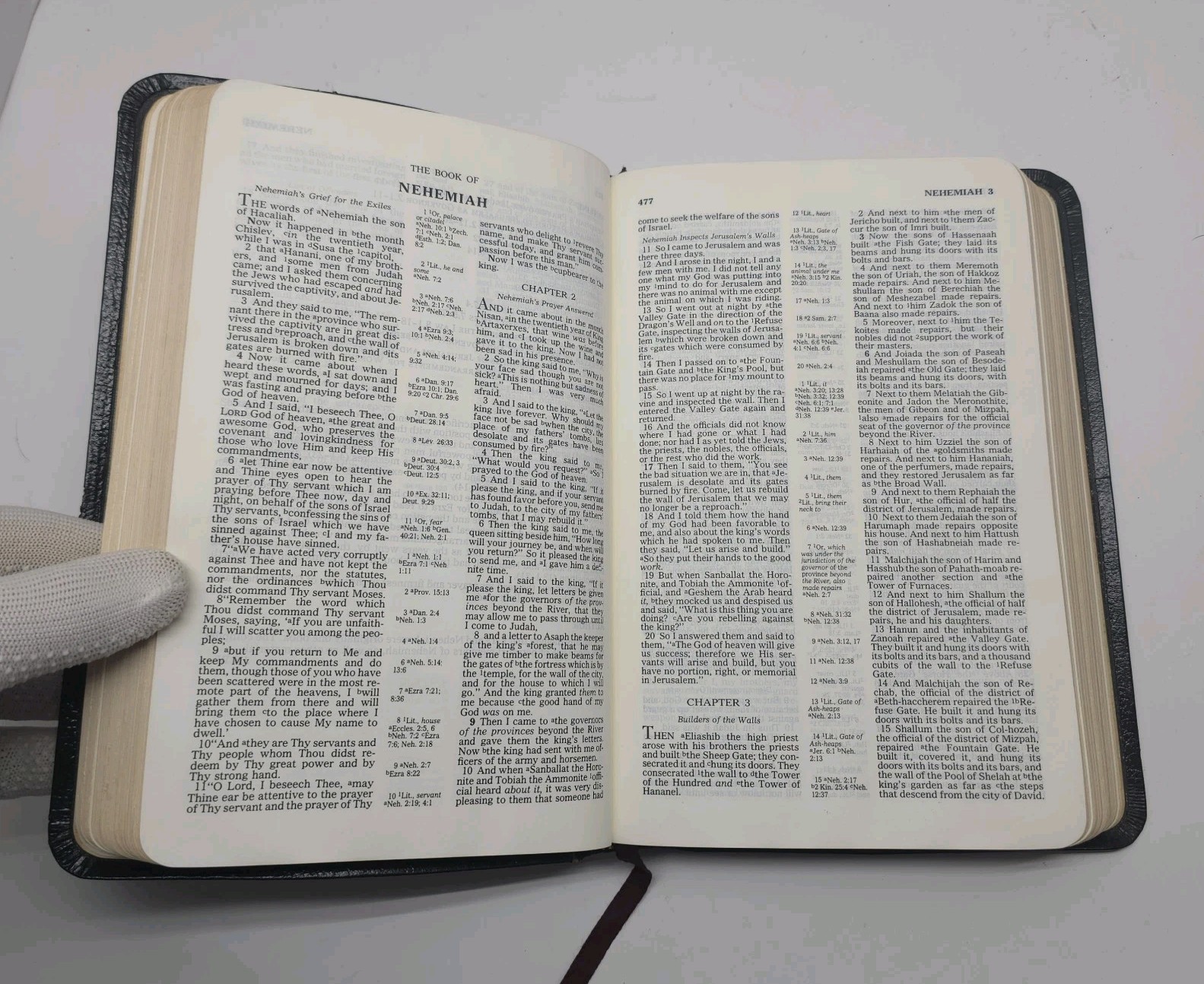 Vintage Holman New American Standard Study Bible (1976) – Like NEW – NASB Black