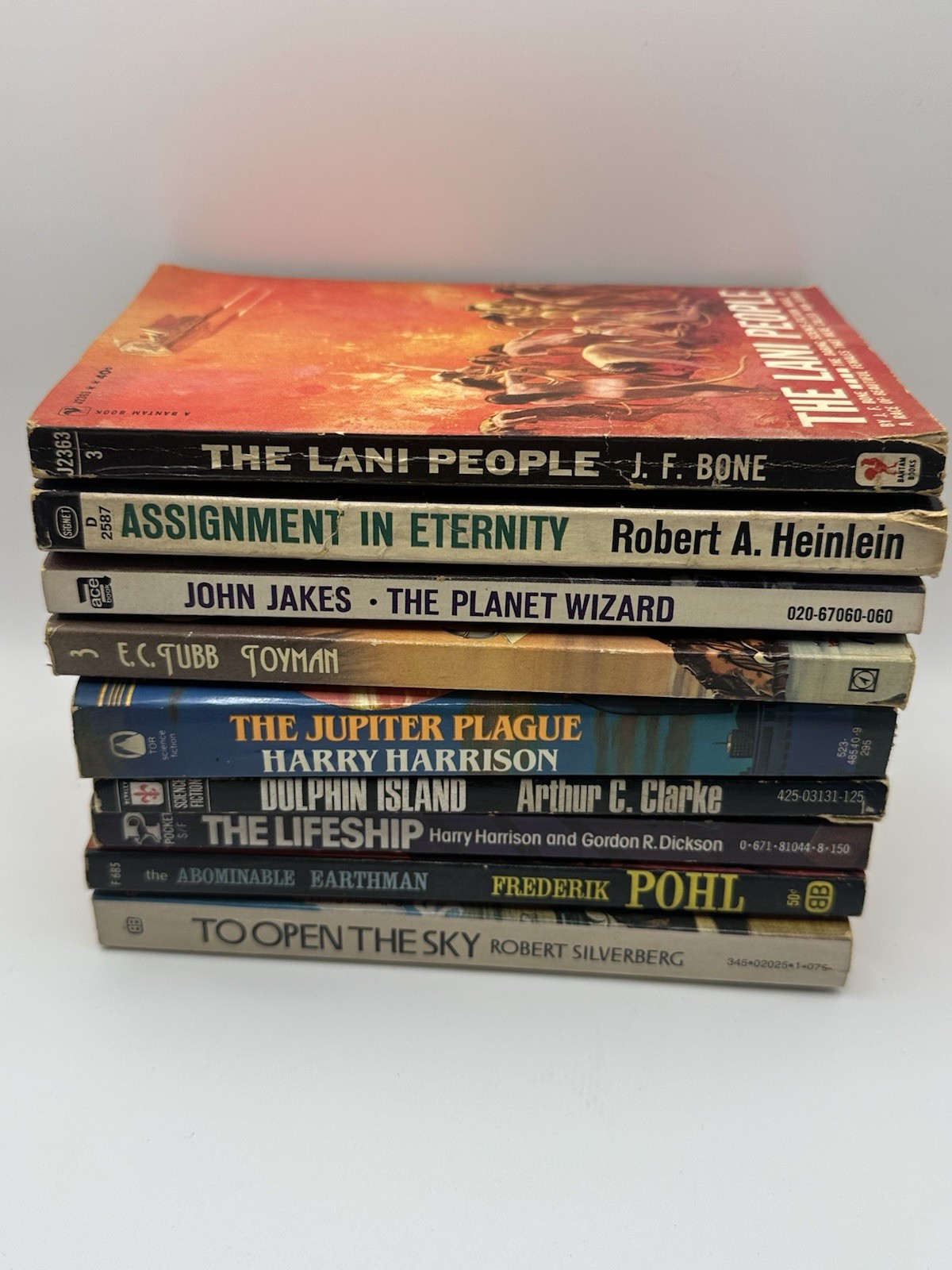 Lot of 9 Misc Vintage Sci-Fi- Fantasy Paperback Books Pohl, Silverberg, Heinlen