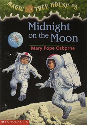 Magic tree House #8, midnight on The Moon – Paperback – GOOD