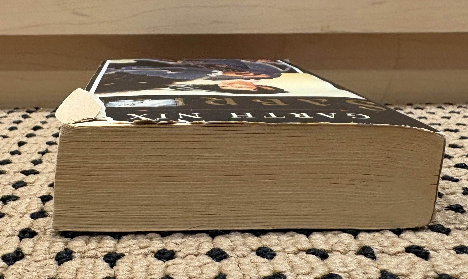 SIGNED – Sabriel (Old Kingdom) – Mass Market Paperback By Garth Nix