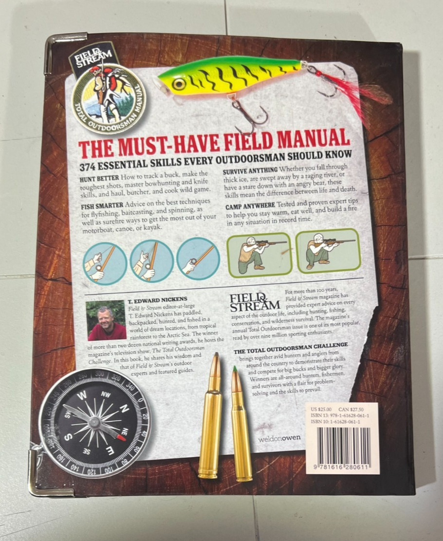 The Total Outdoorsman Manual (Field & Stream) 374 Skills you need