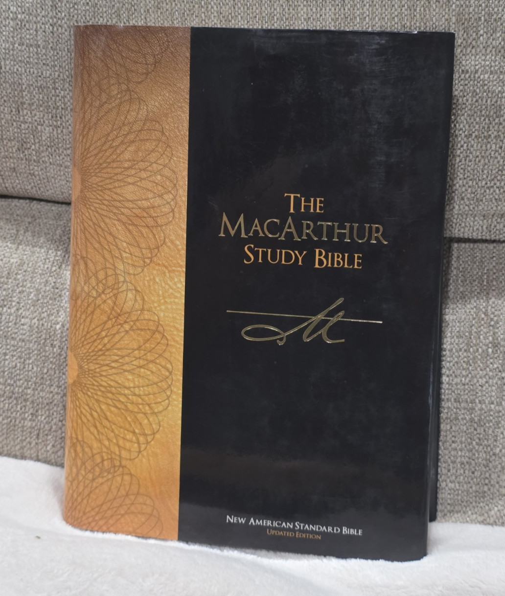 MacArthur Study Bible by John MacArthur NASB Updated Ed. (2006, Hardcover) NA673