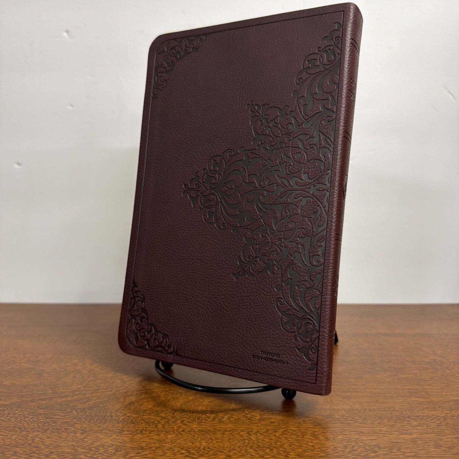 ESV Premium Gift Bible (TruTone, Chestnut, Filigree Design)
