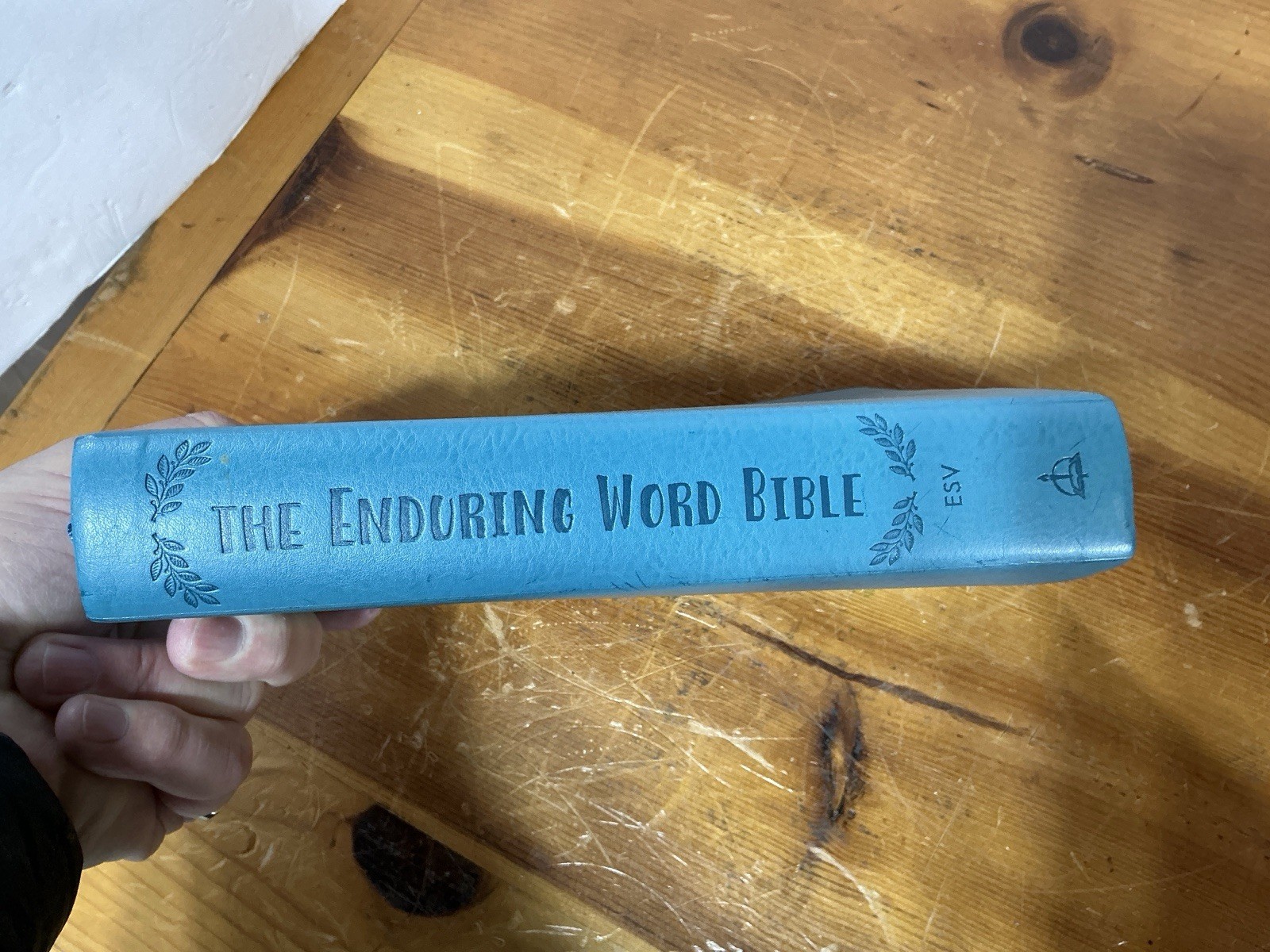 ESV The Enduring Word Bible Teal Imitation Leather Over Board 2018 VERY NICE SEE