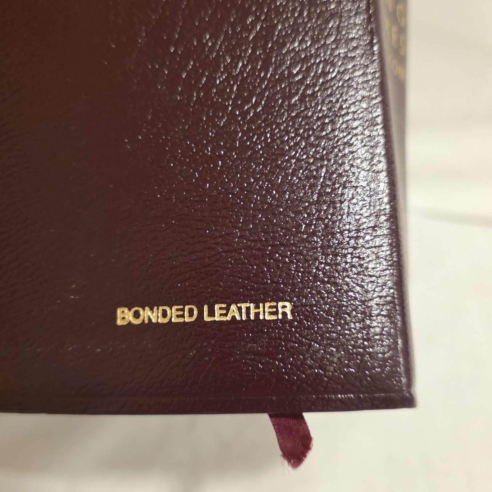 Holy Bible Open NKJV Red Letter Nelson 1982 Bonded Leather Christian