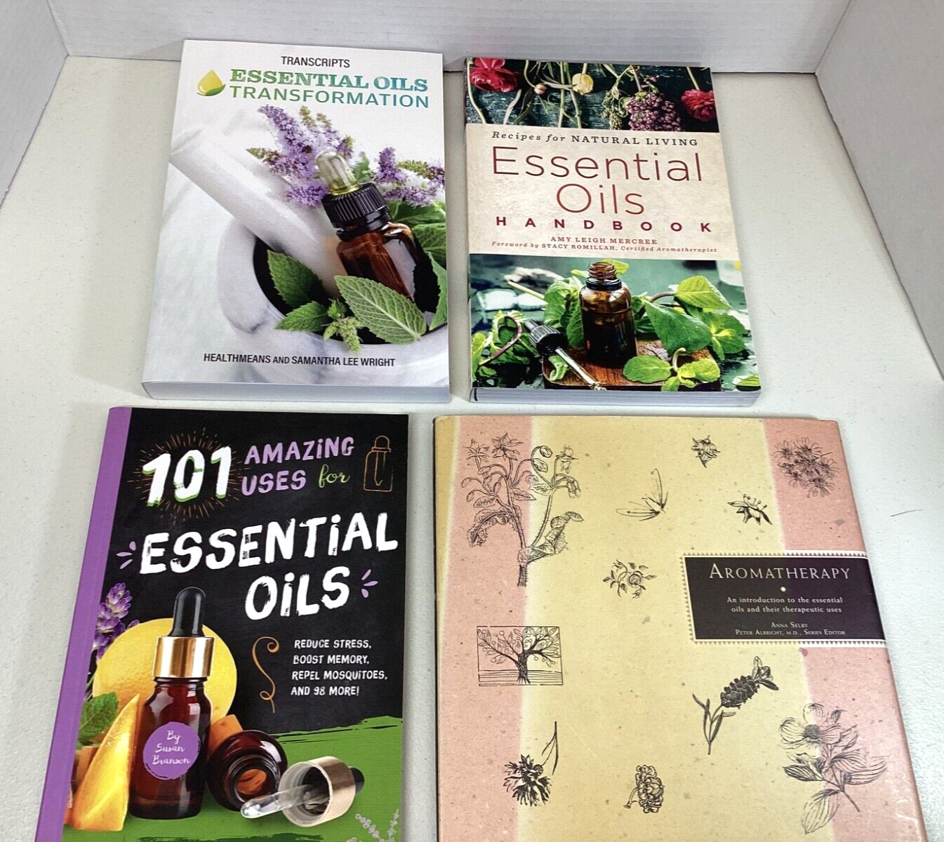 Essential Oils Handbooks Therapeutic, Recipes, Amazing Uses Lot of 4 Softcovers