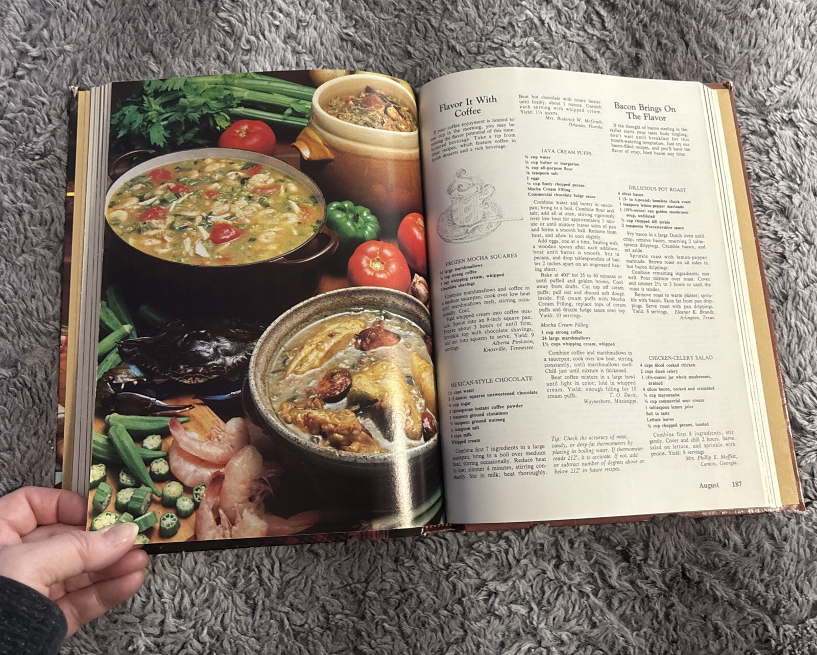 Southern Living 1981 Annual Recipes Hard Cover Book Vintage GC 340 Pages 8.5×11”