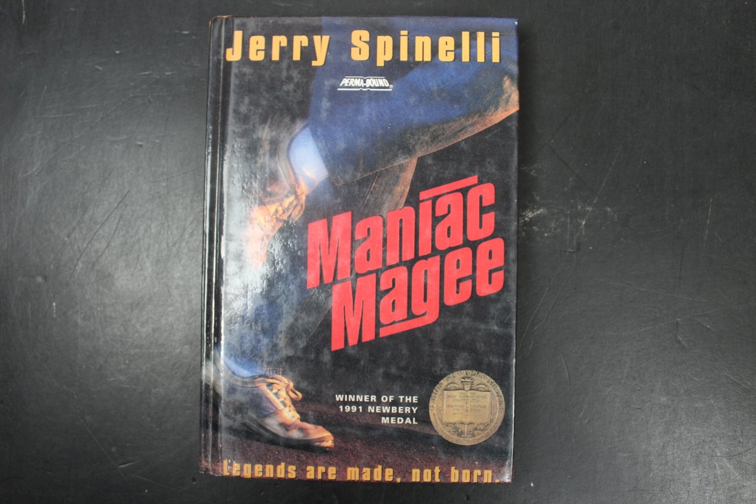 Maniac Magee Jerry Spinelli 1992 Newbery Medal HarperTrophy PERMA-BOUND