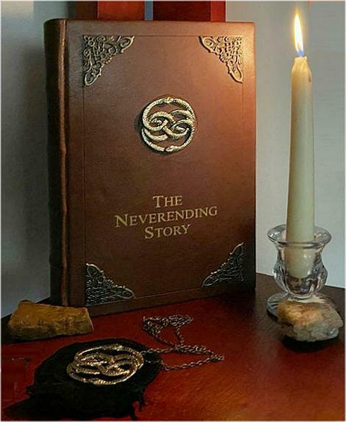 THE NEVERENDING STORY ~ HANDMADE LEATHER HC with FREE AURYN NECKLACE Color Illus