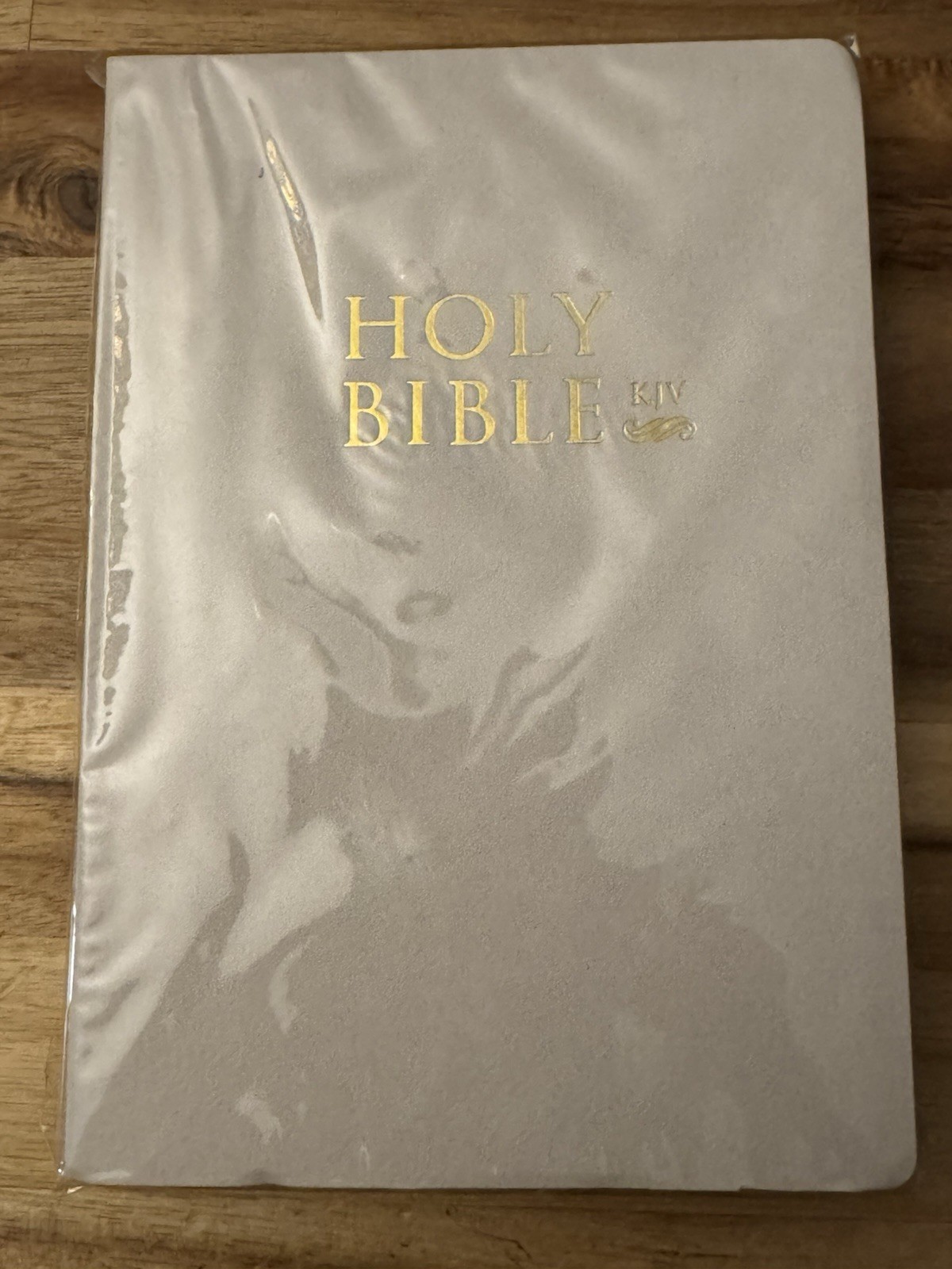 Holy Bible New Testament King James KJV Prayer White Cover New 7.5 X 5.25 Inches