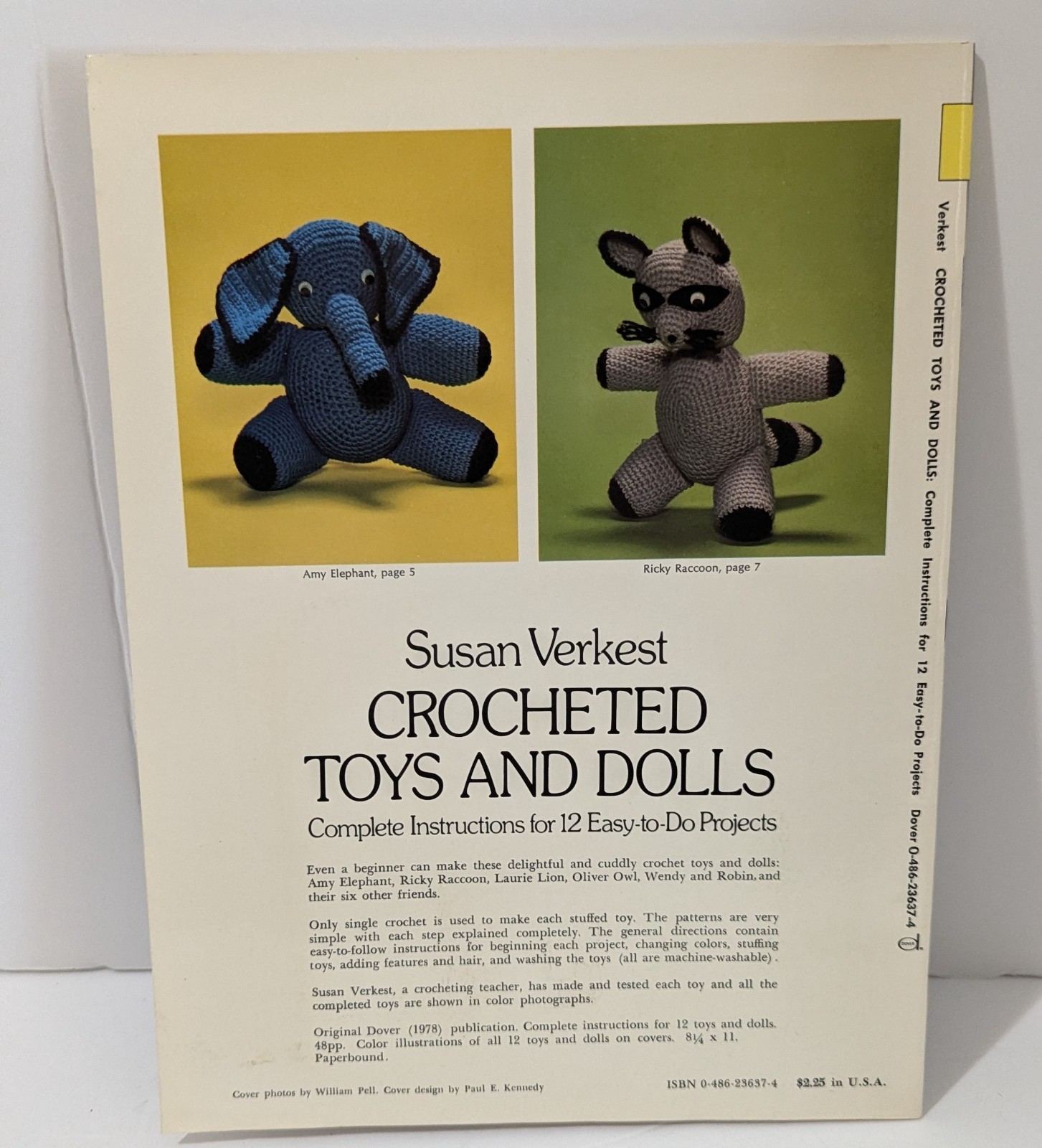 VTG Crocheted Toys and Dolls 12 Easy to Do Projects by Susan Verkest 1978 Crafts