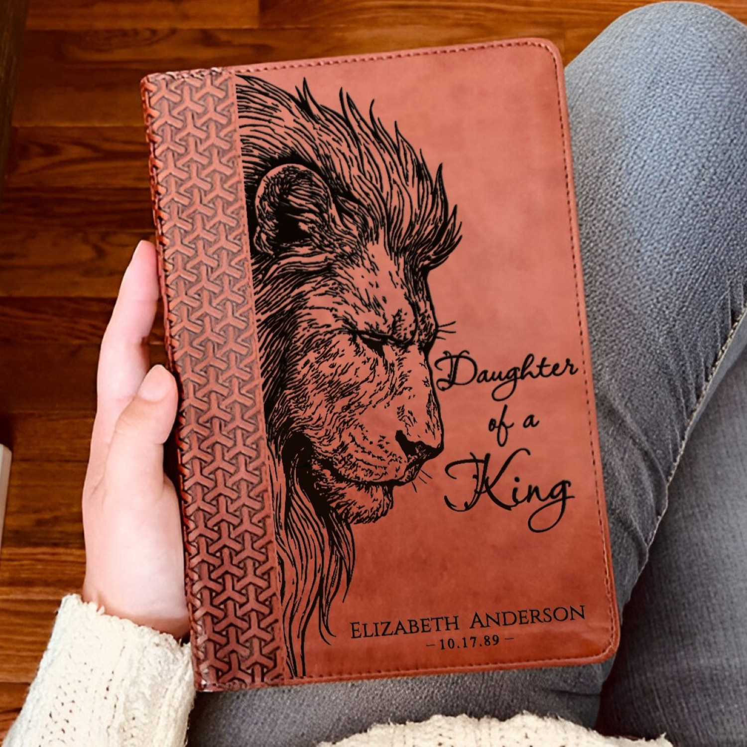 Personalized KJV Study Bible, Daughter of a King Lion Design, Name Engraved