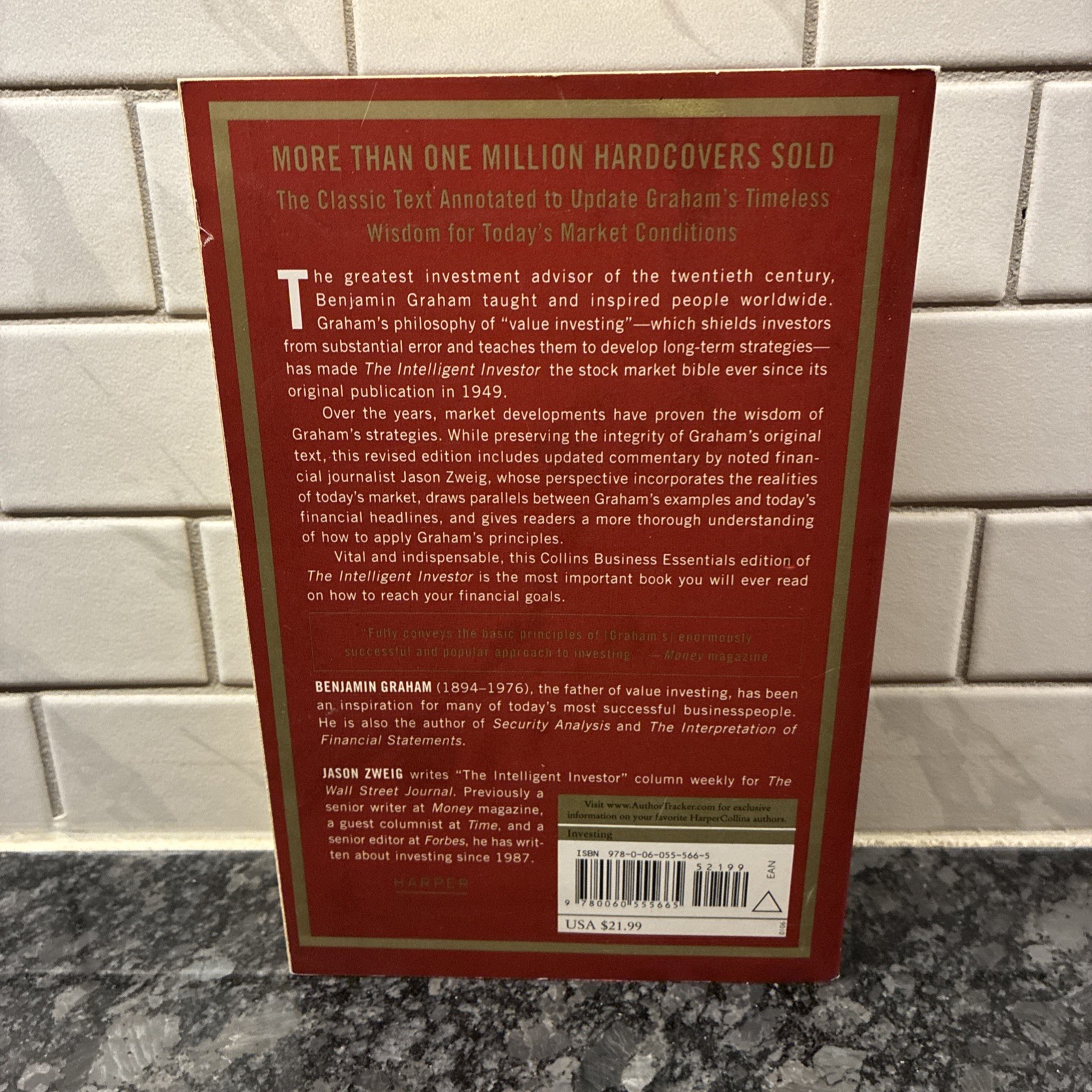 The Intelligent Investor Rev Ed.: The Definitive Book on Value Investing