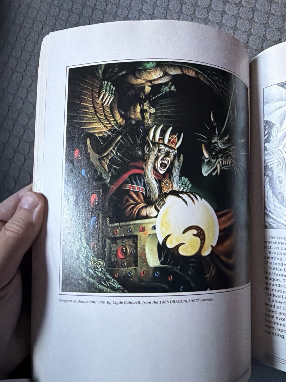 The Art of the DragonLance Saga First Printing March 1987 Weis Hickman Kirchoff