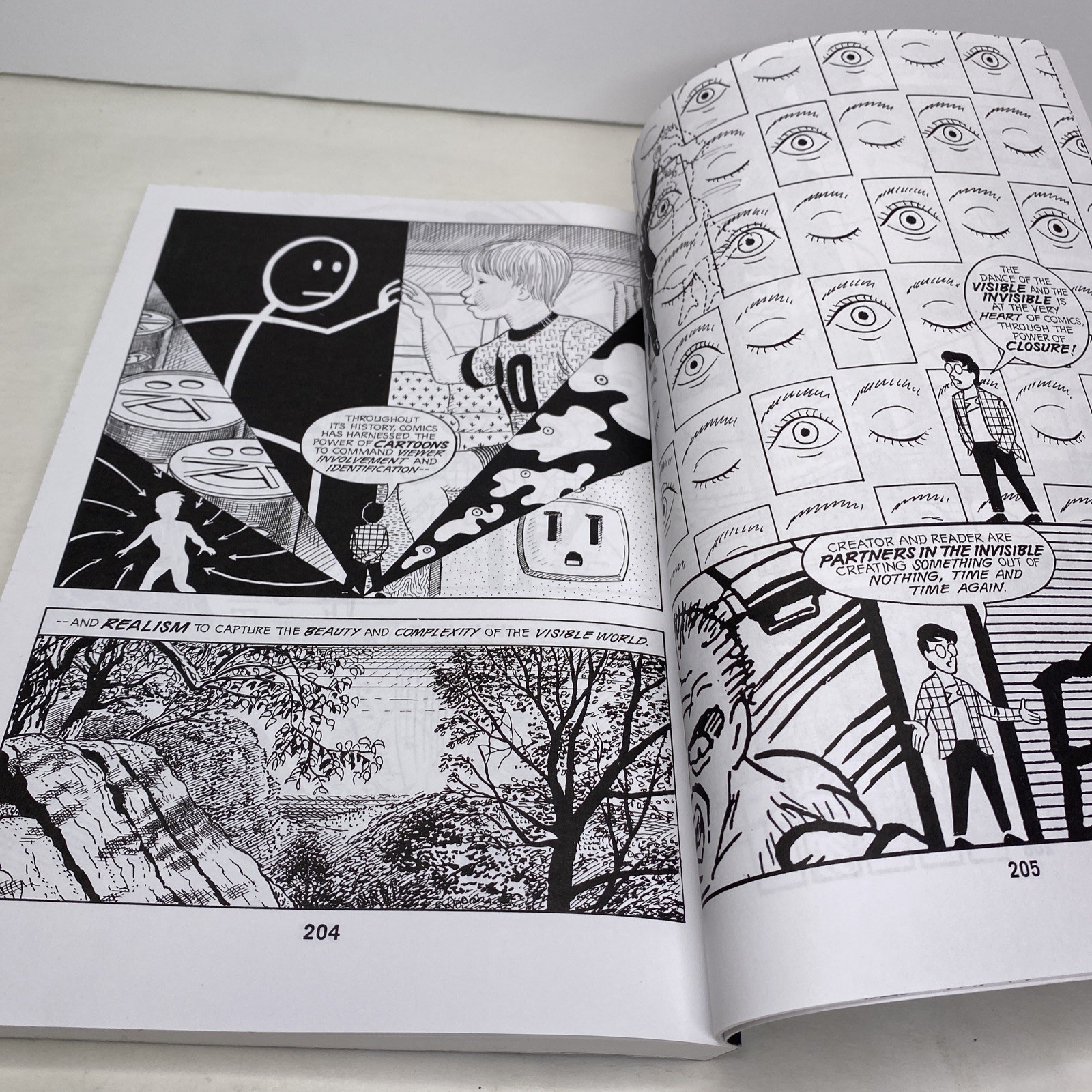 Understanding Comics: The Invisible Art by Scott McCloud 1994, Paperback Signed