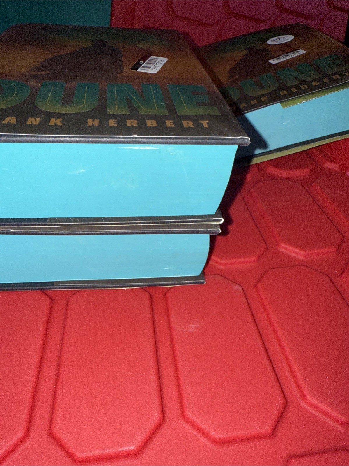Dune : Deluxe Edition by Frank Herbert (2019, Hardcover) (READ)