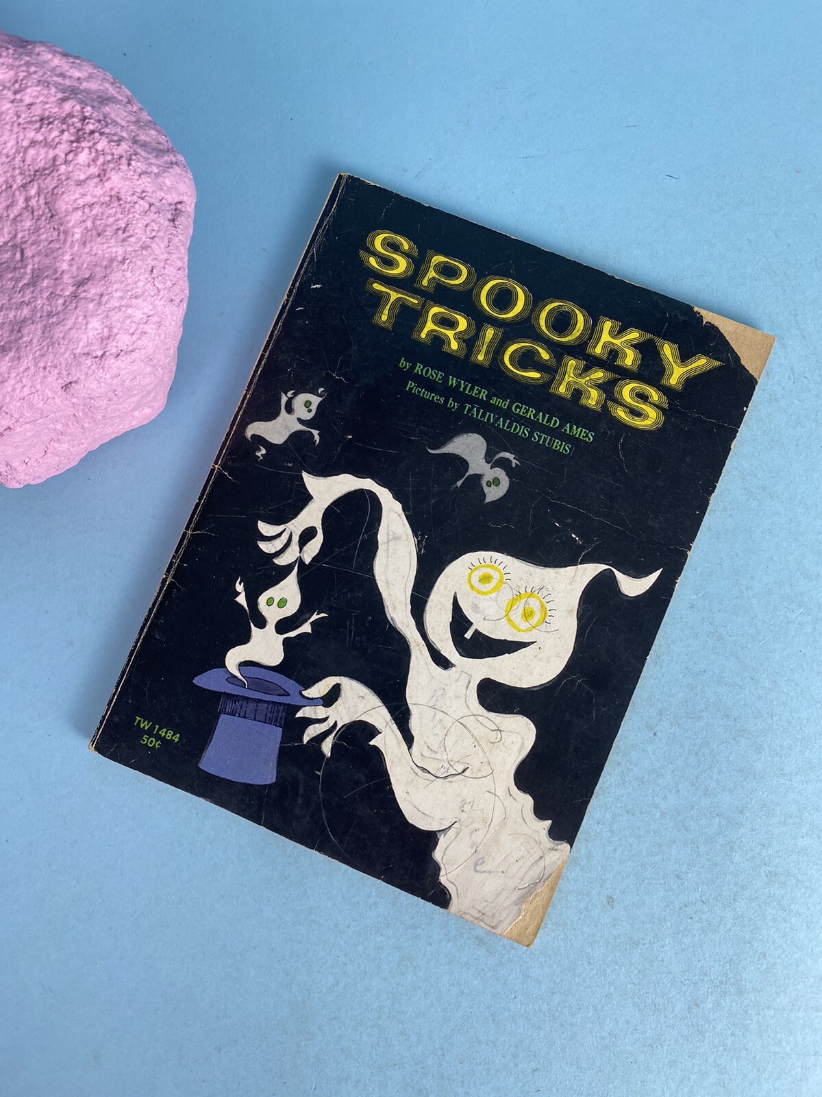 Spooky Tricks by Rose Wyler; Gerald Ames