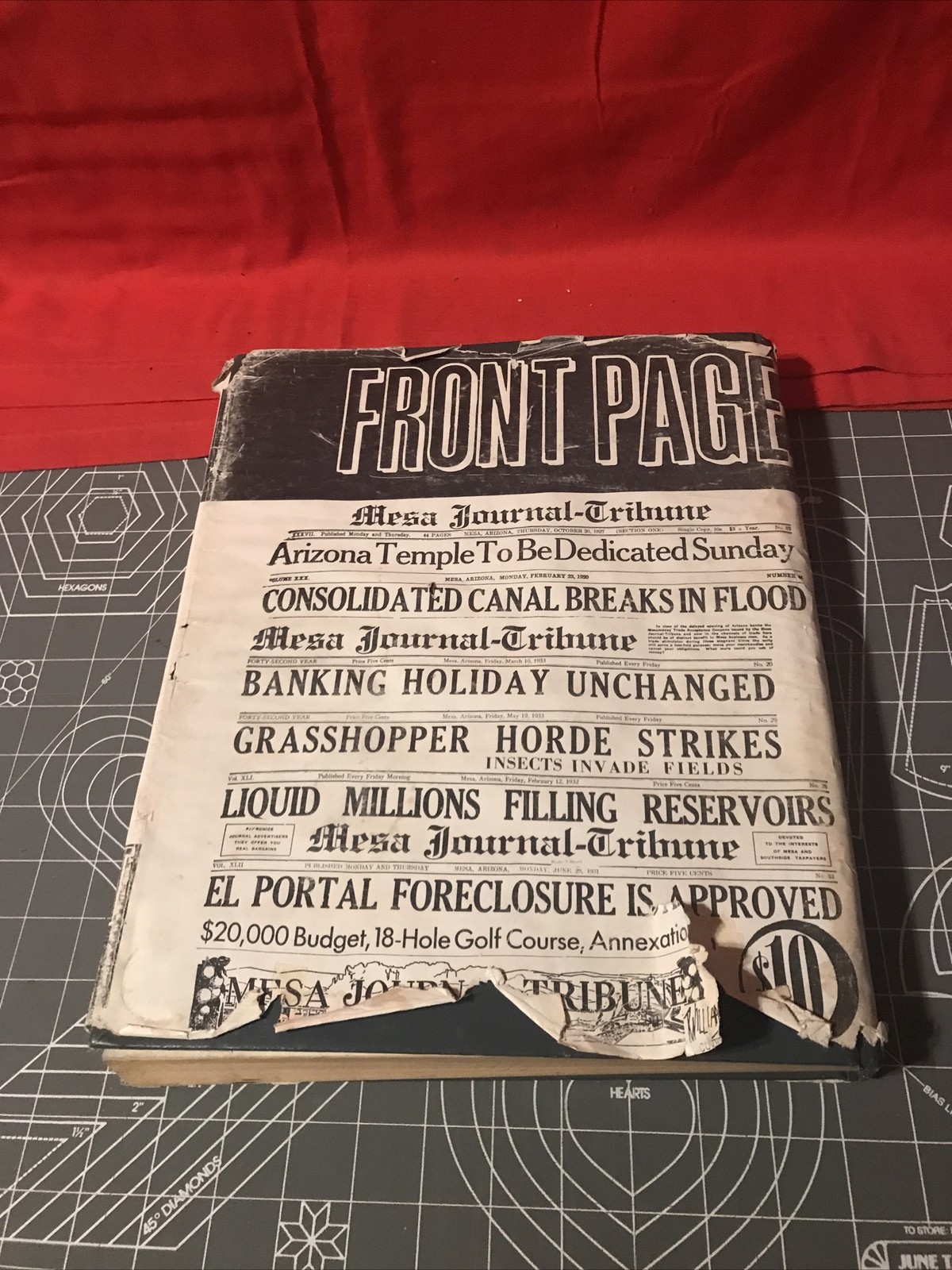 Vintage 1898-1978 Front Page Mesa Tribune Hardcover Book 500 Front Pages