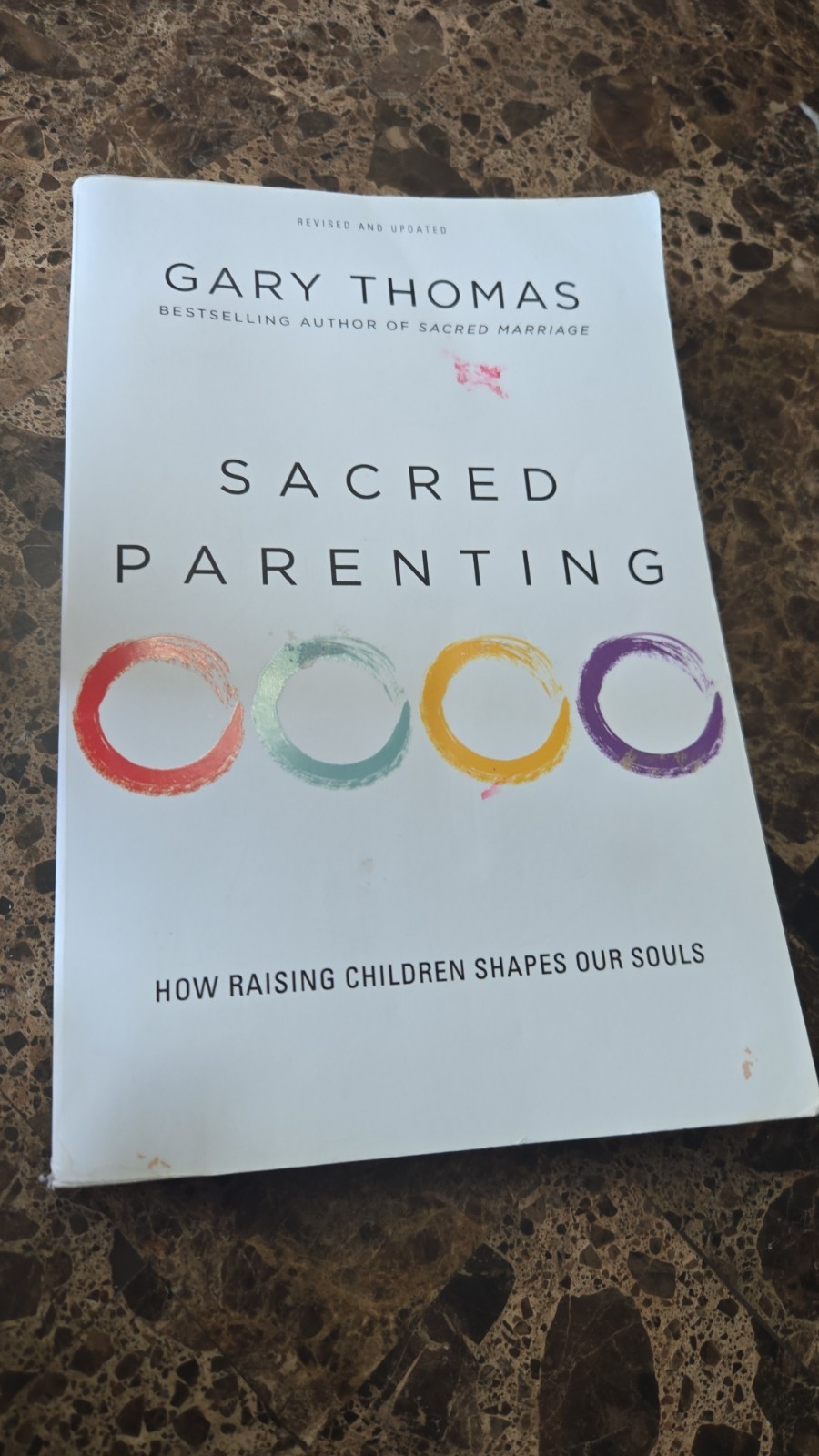 Sacred Parenting : How Raising Children Shapes Our Souls by Gary L. Thomas…