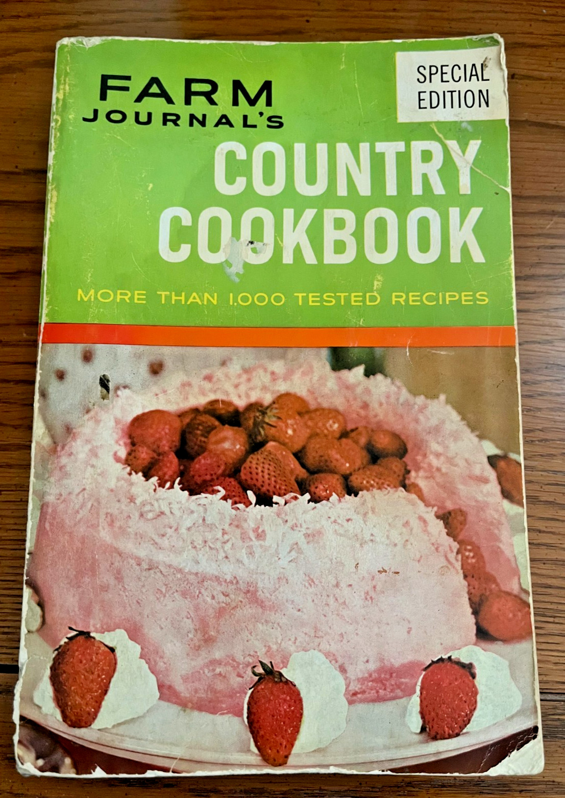 Vtg. 1959 FARM JOURNAL’S COUNTRY COOKBOOK – Special Edition Paperback 420 Pages