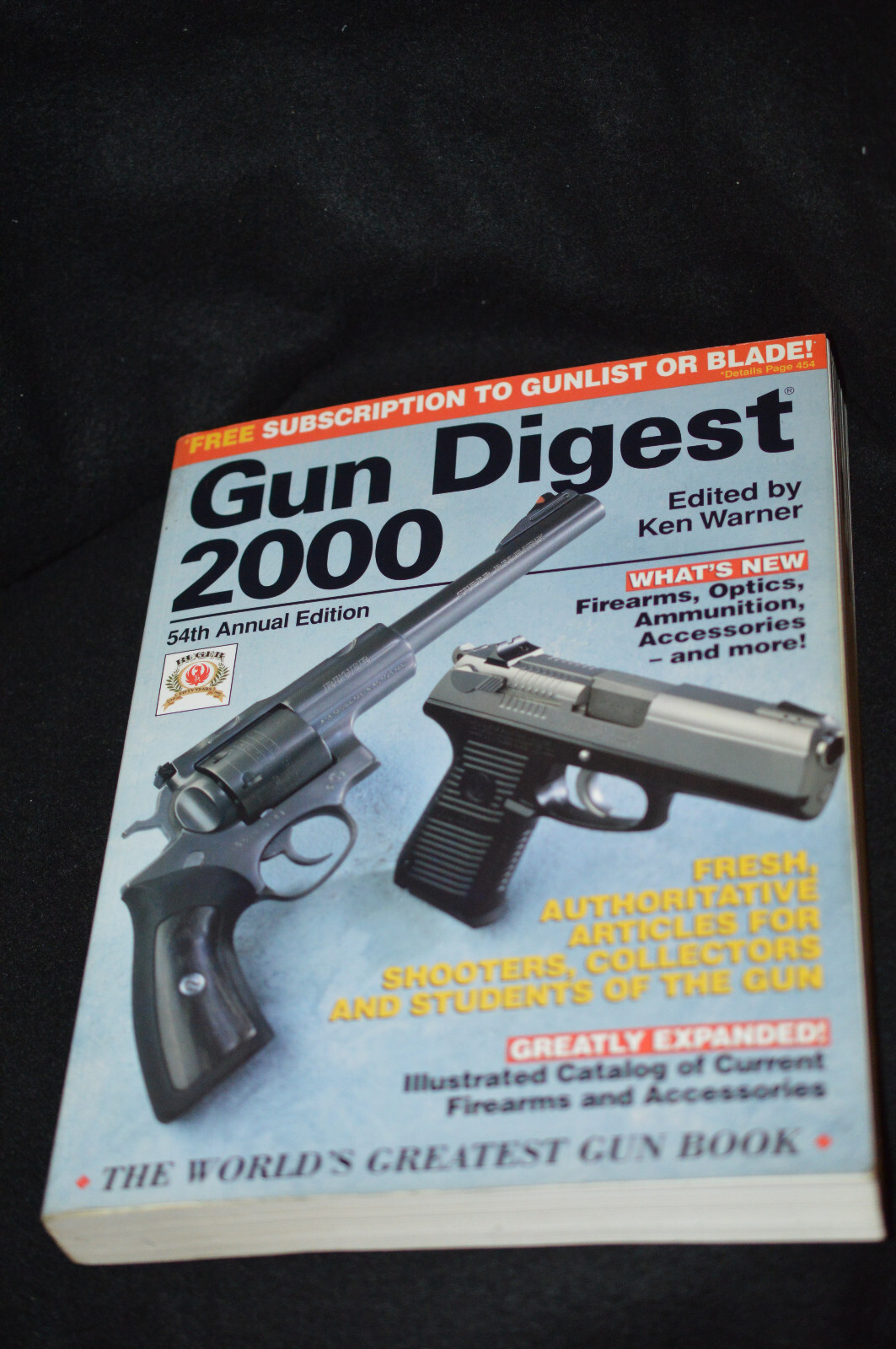 Gun Digest 54th Annual Edition from 2000 (Retail 25.00) Vintage