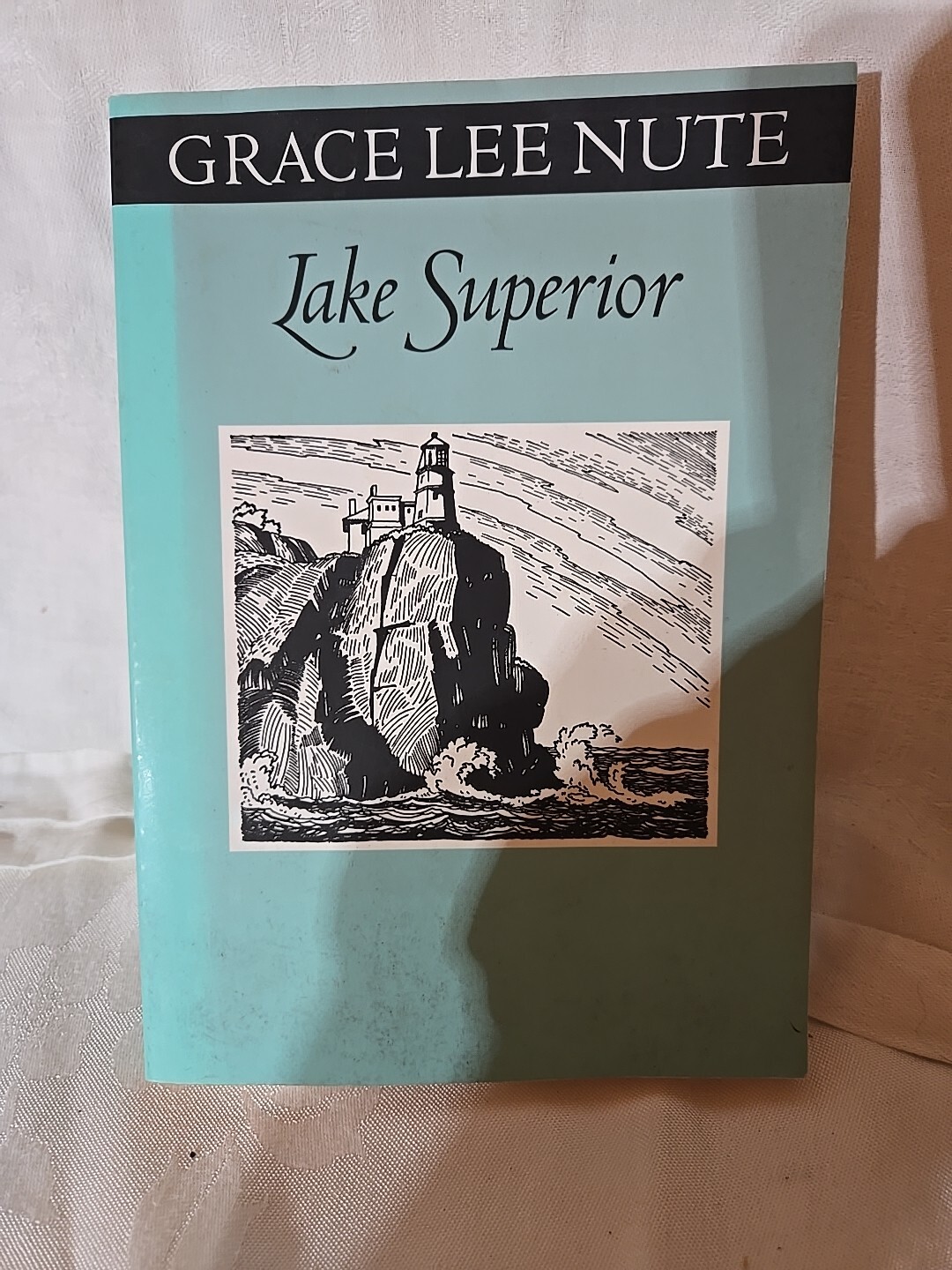 Lake Superior – Paperback By Nute, Grace Lee -2000 TPB