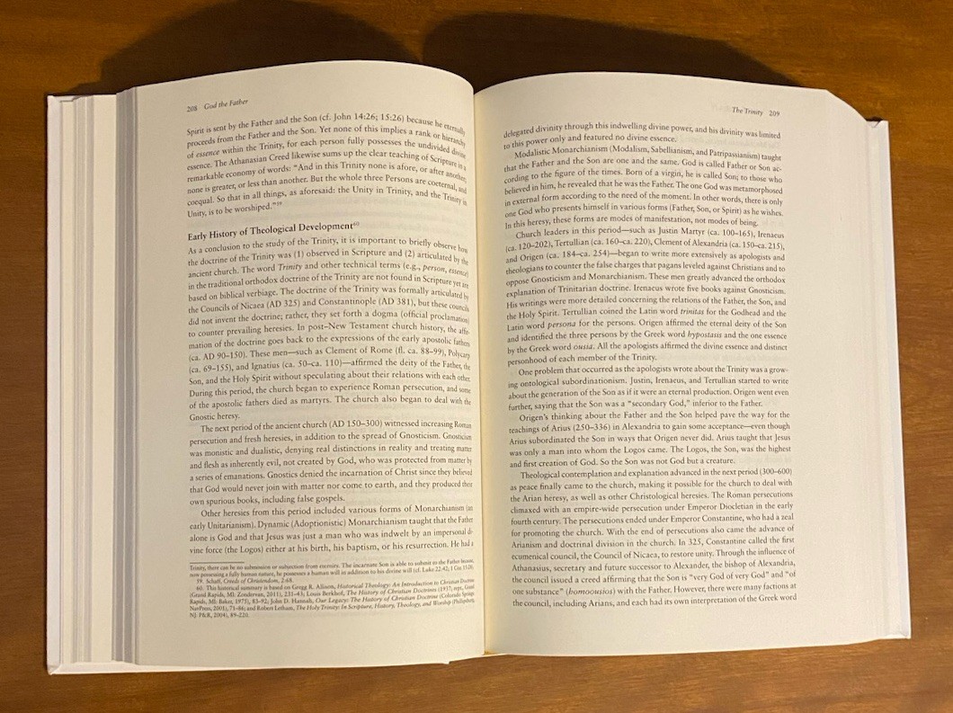 Biblical Doctrine : A Systematic Summary of Bible Truth by Richard Mayhue (2017,