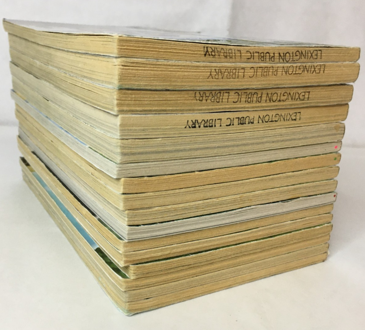 Lot of 16 Magic Tree House Series Books by Mary Pope Osborne Paperback