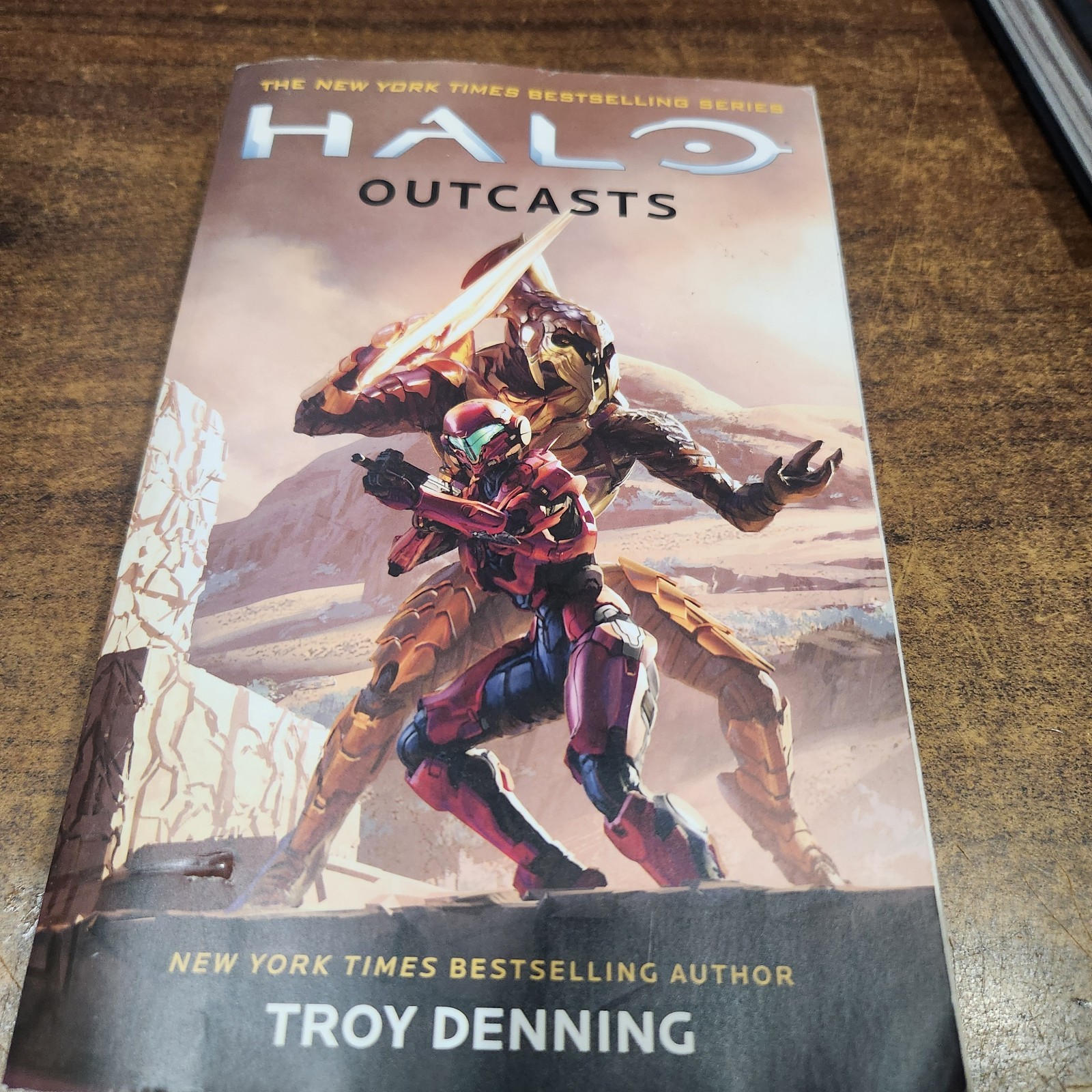 Halo: Outcasts by Denning, Troy, paperback Book NEW