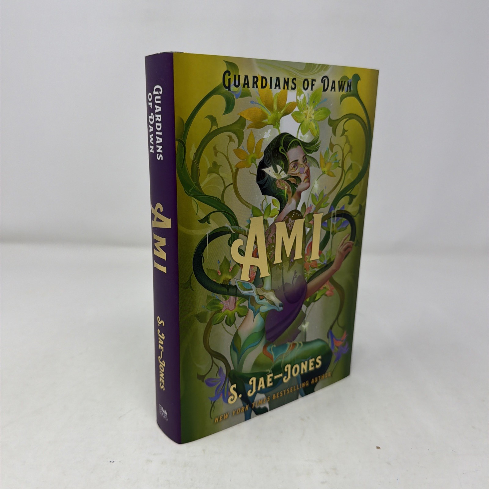 Guardians of Dawn: Ami by S. Jae-Jones Illumicrate Exclusive, Signed