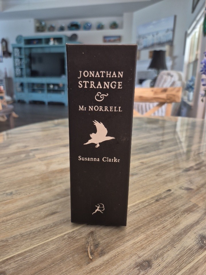 Jonathan Strange & Mr. Norrell (3 Vol. Collector’s Edition Box Set) by Clarke