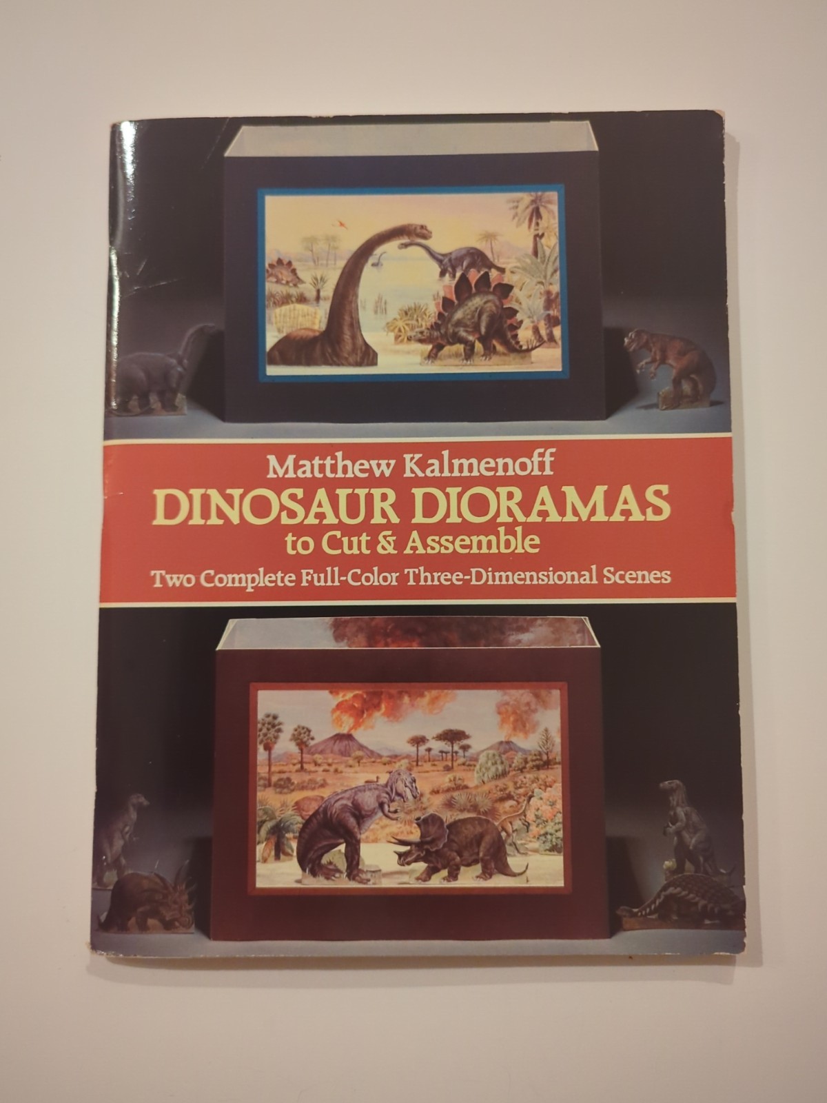 DINOSAUR DIORAMAS to Cut & Assemble MATTHEW KALMENOFF 1983 Dover UNUSED UNCUT