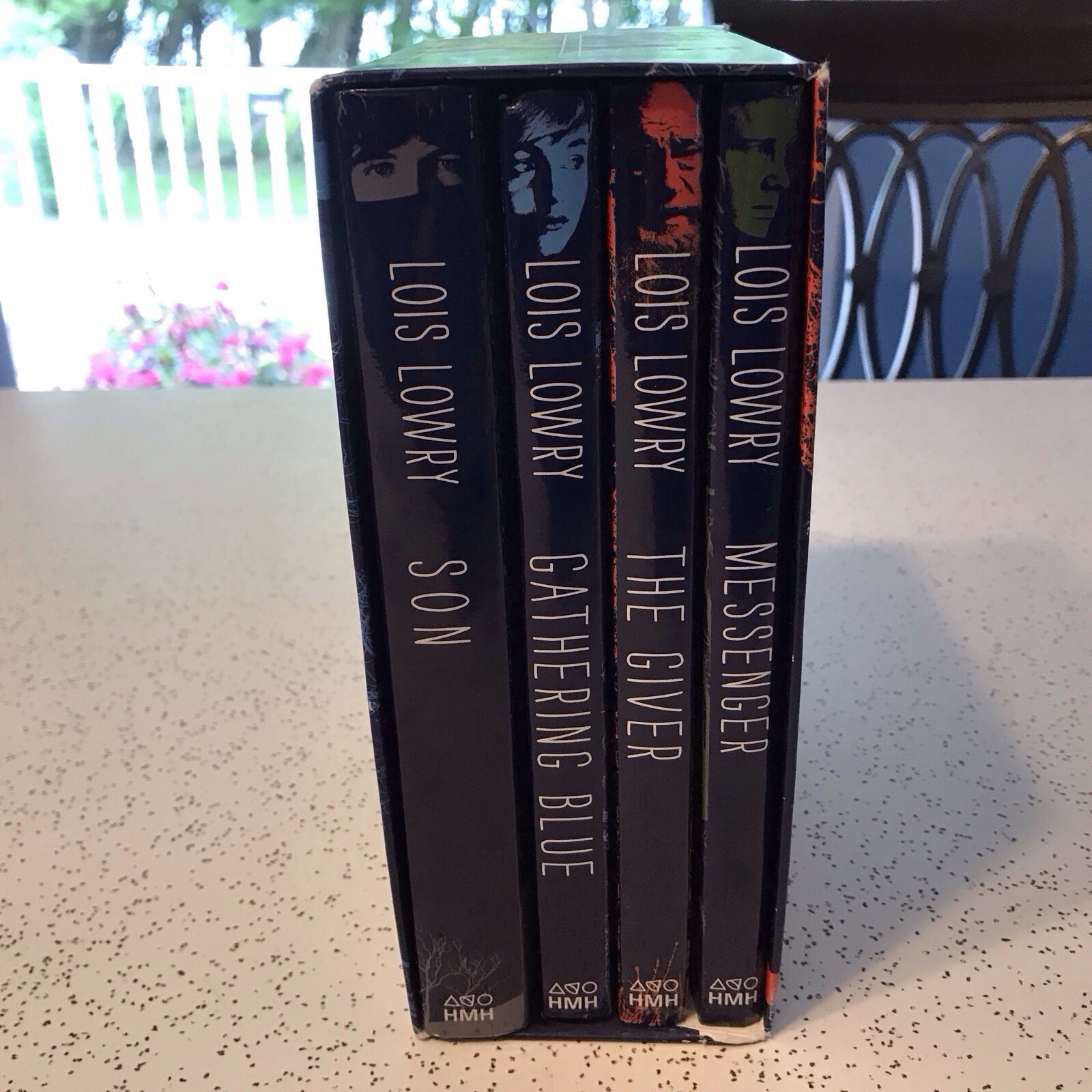 Giver Quartet Box Set by Lois Lowry 2014 Quanity Pack VG+ Condition