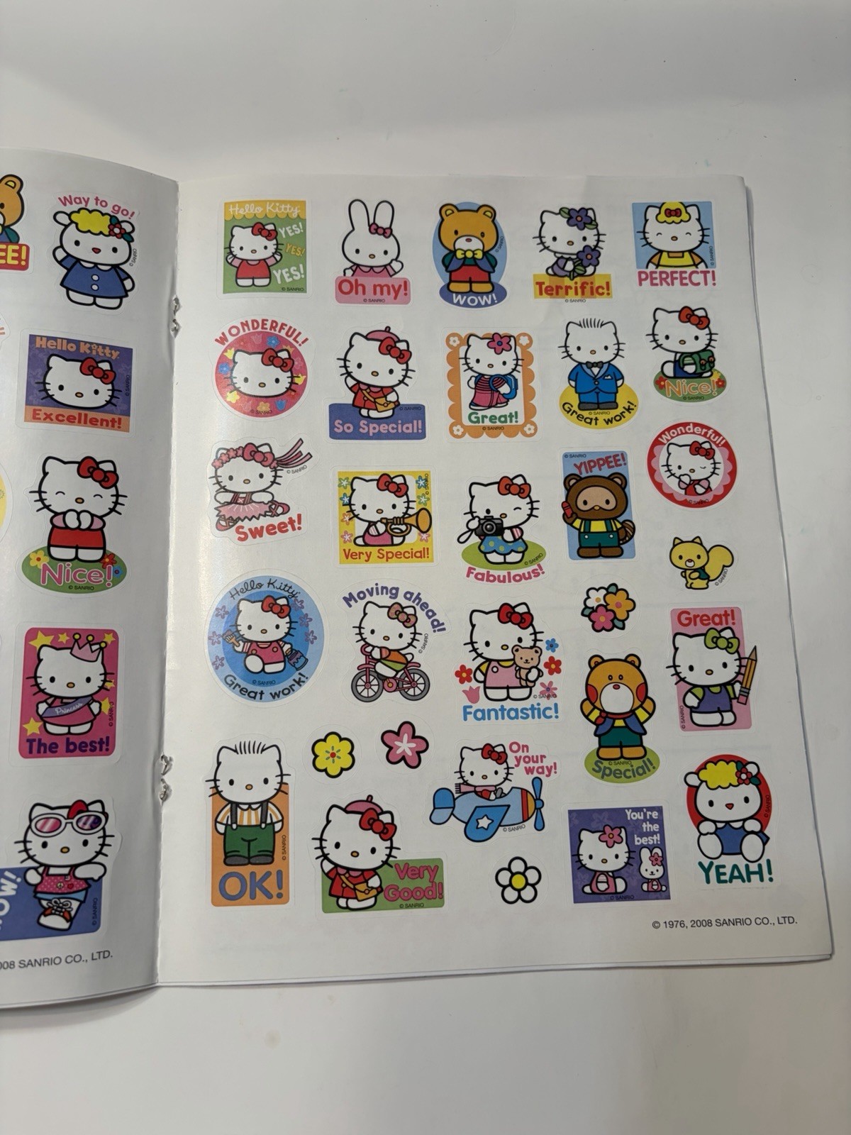 Hello Kitty Workbooks w/Stickers – Time & Money