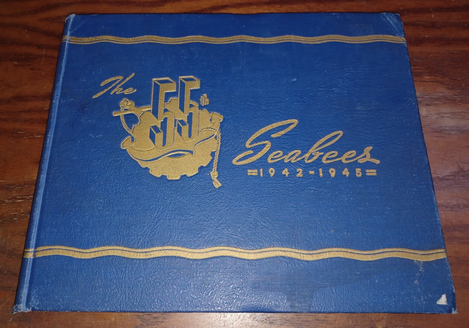 World War II / 55th Naval Construction Battalion / SEABEES ILLUSTRATED HISTORY