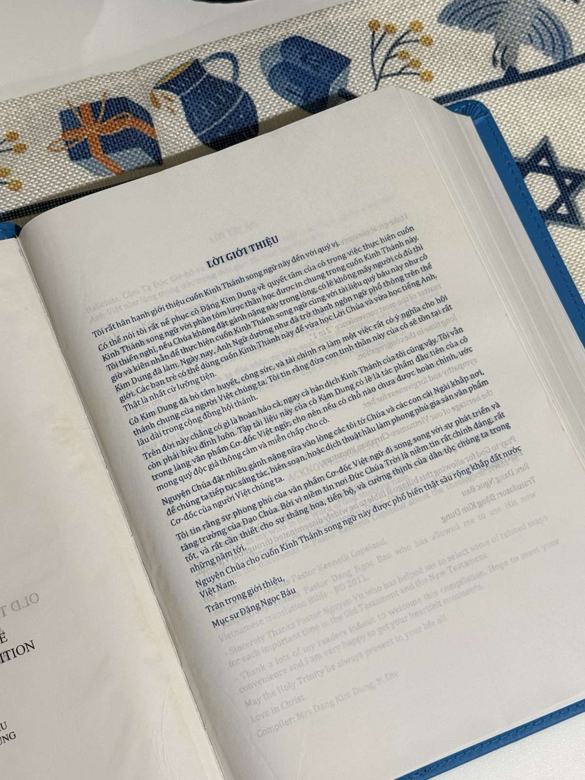 Bilingual Vietnamese English Bible | NET Parallel Bible | Old & New Testaments