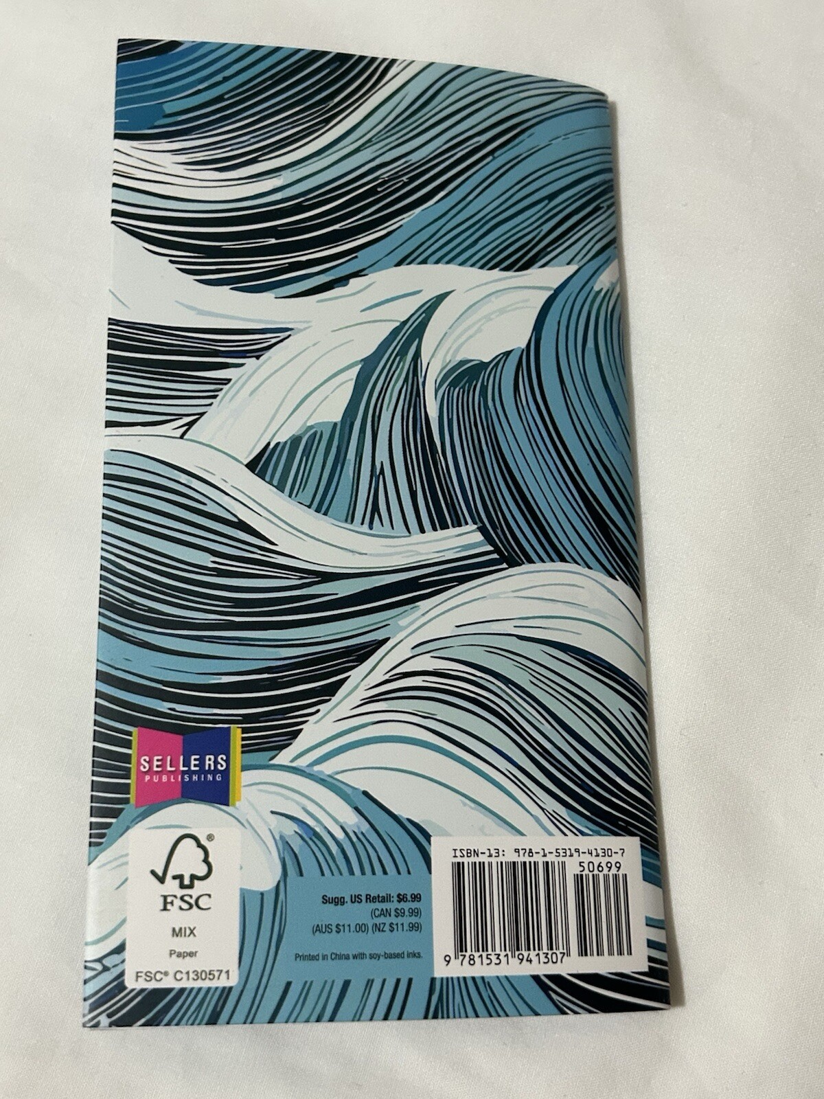 Oceans Swell 2024-2026 Two-Year Pocket Planner, August 2024 – December 2026